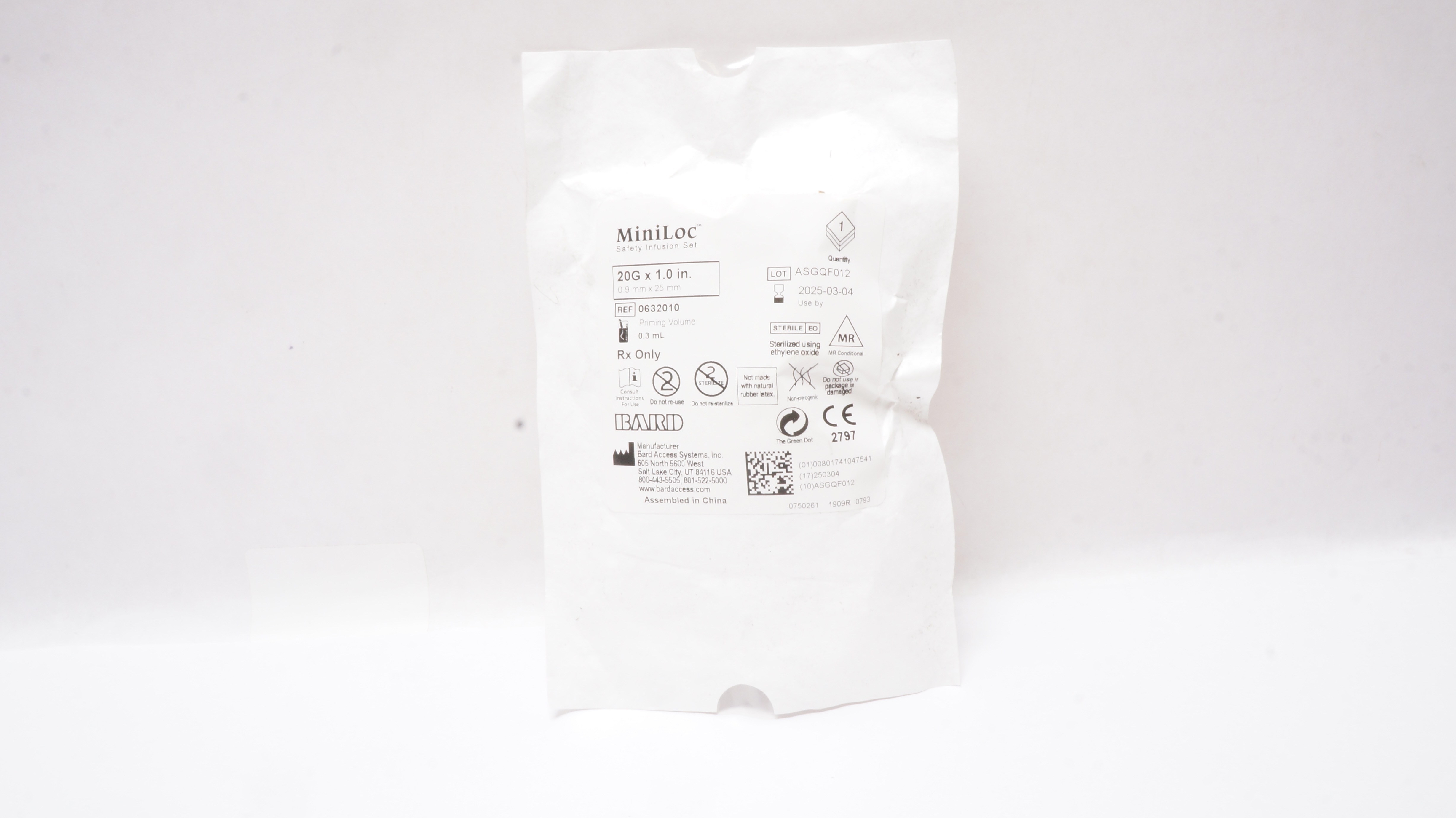 Bard 0632010 MiniLoc Safety Infusion Set 20G x 1.0inch, Priming Volume 0.3mL