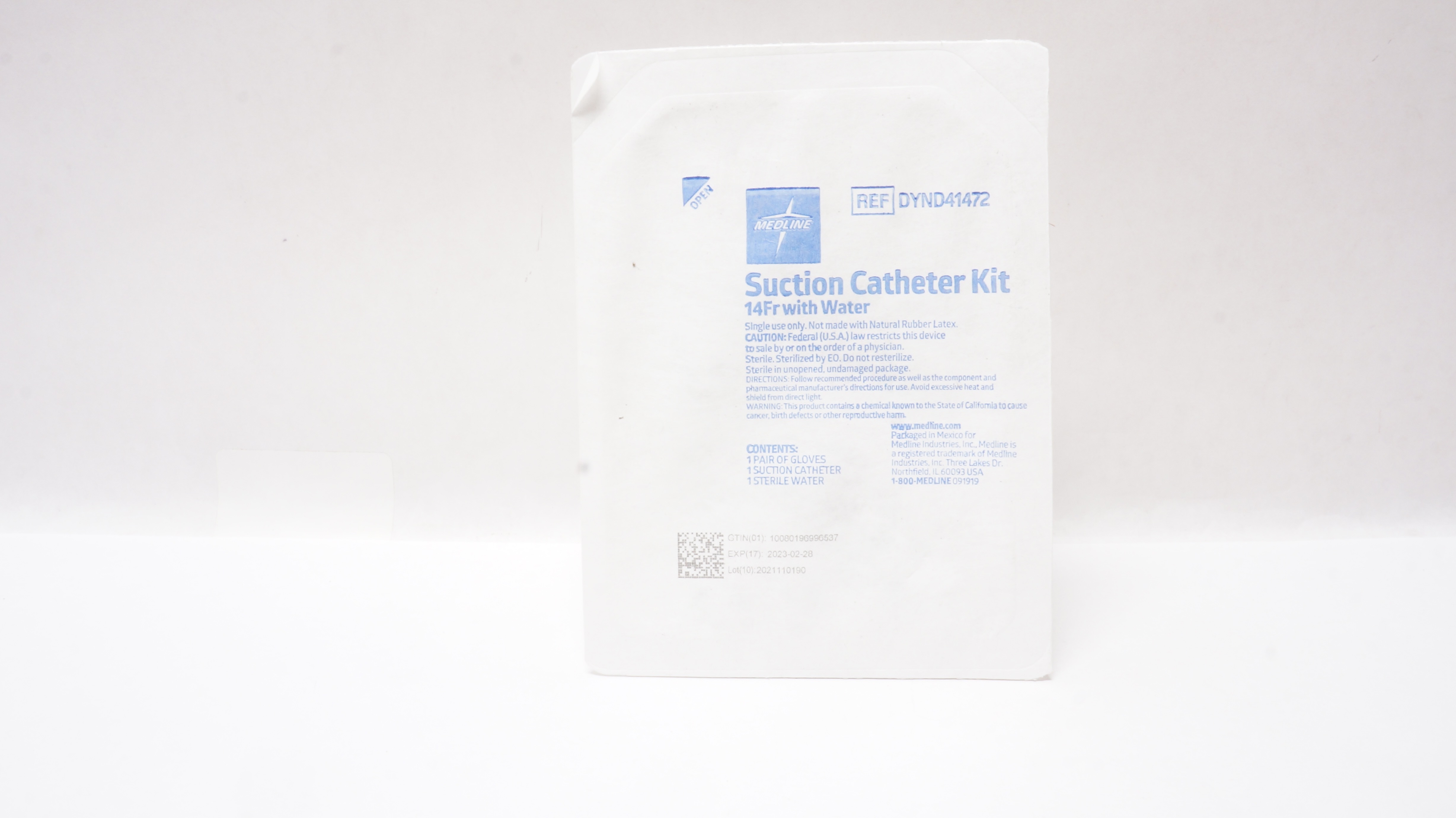 Medline DYND41472  Suction Cath Kit. 14Fr. W/Water (x)