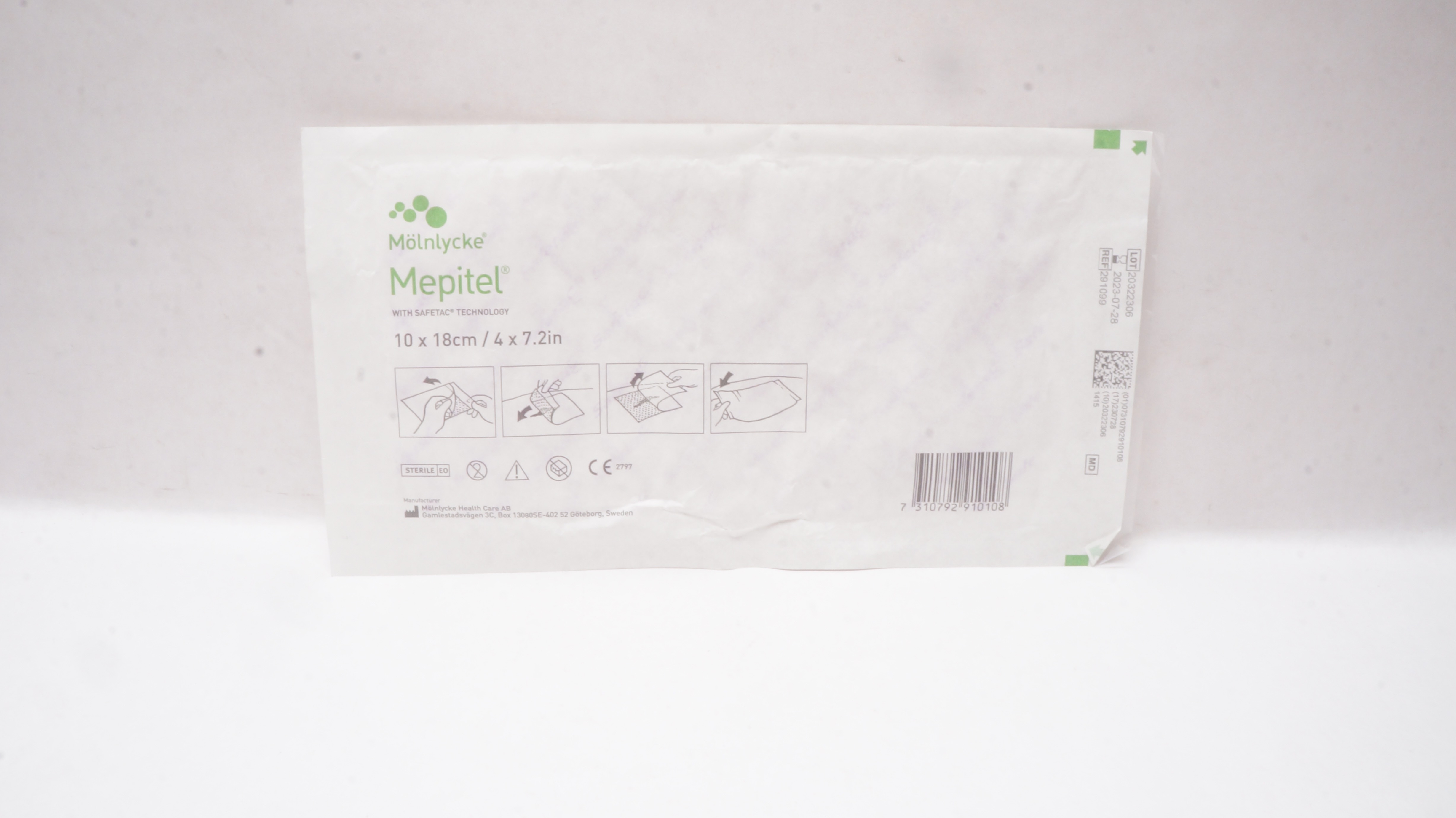 Molnlycke 291099 Mepitel NonAdherent Soft Silicone Dressing 4inch x 7