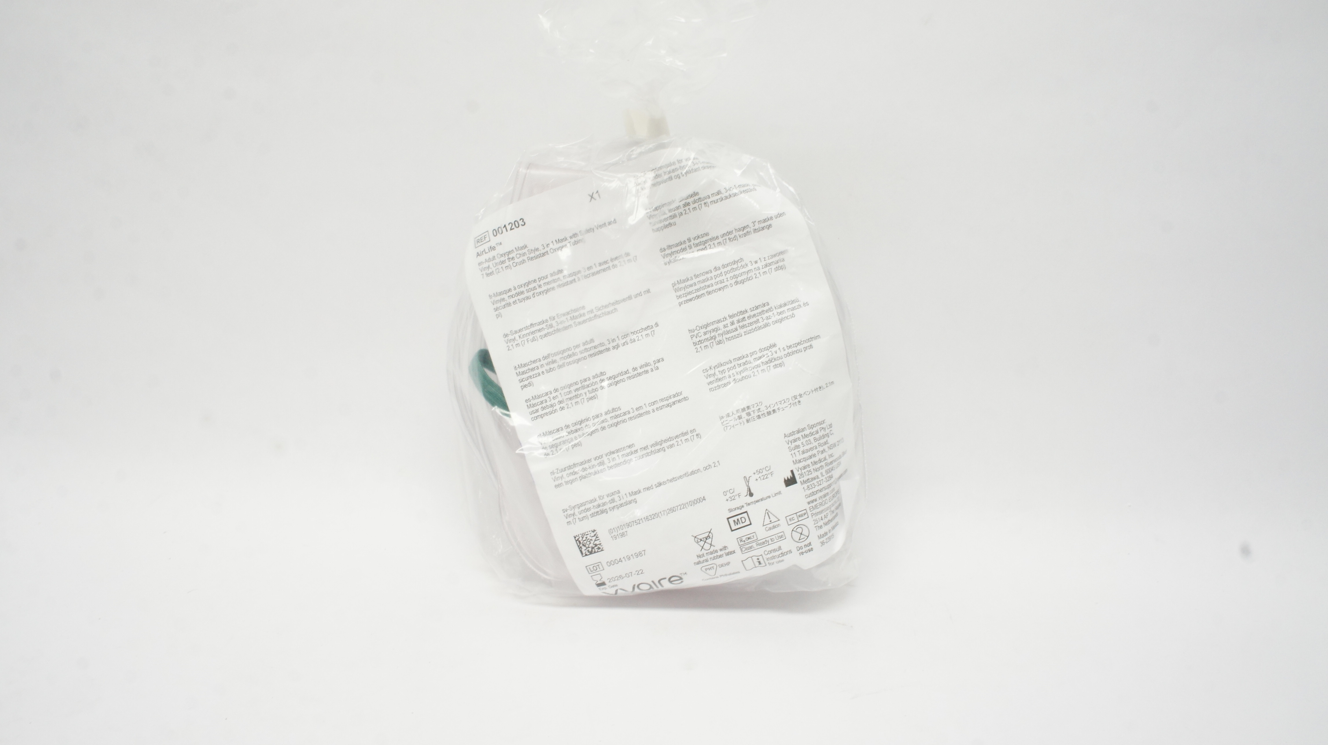 Vyaire 001203 AirLife Adult Oxygen Mask Vinyl w/Resistant Oxygen Tubing 7ft.