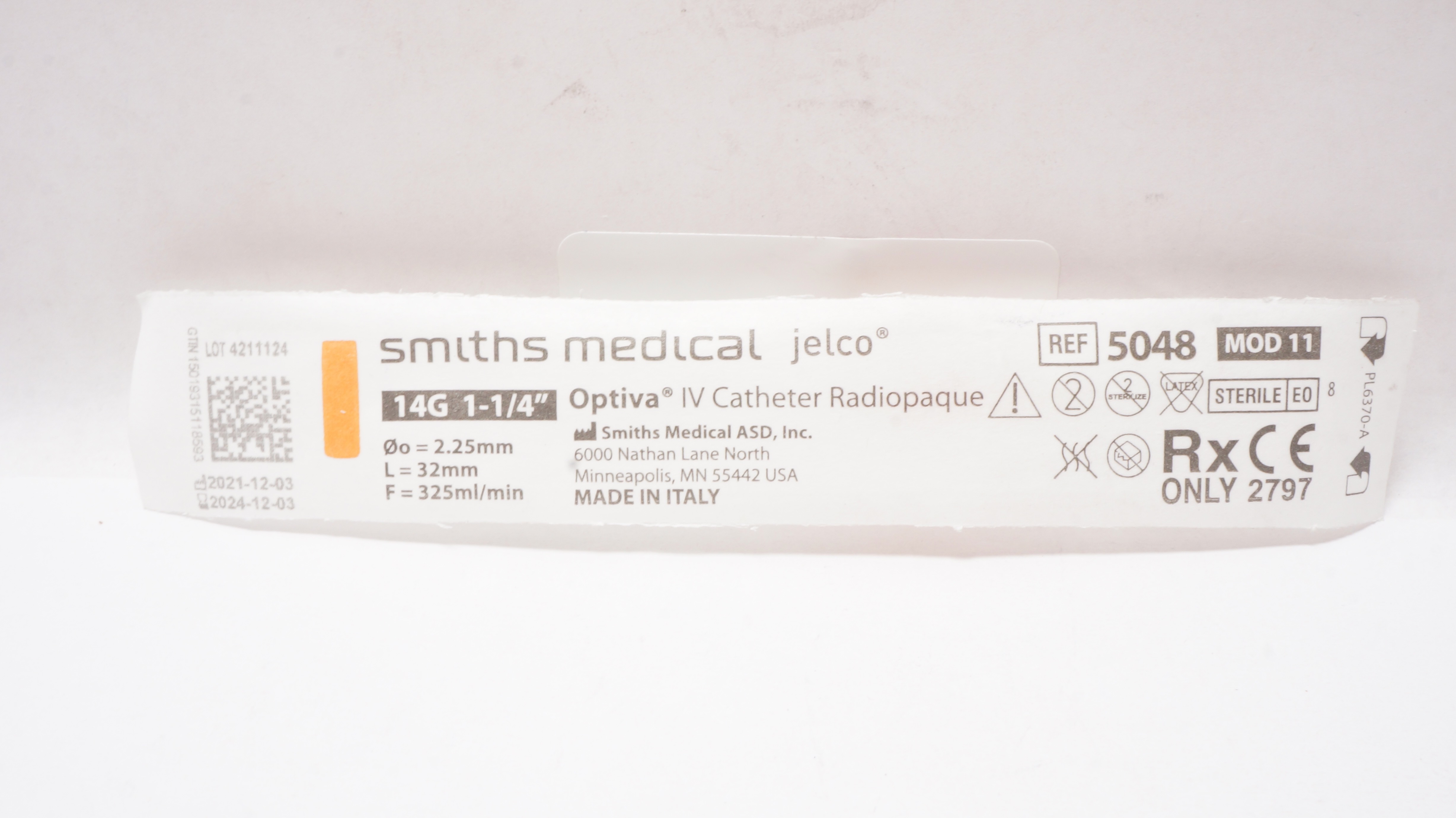 5y048 Smiths Medical 5048 Optiva IV Cath. Radiopaque 14G x 1-1/4inch (x)