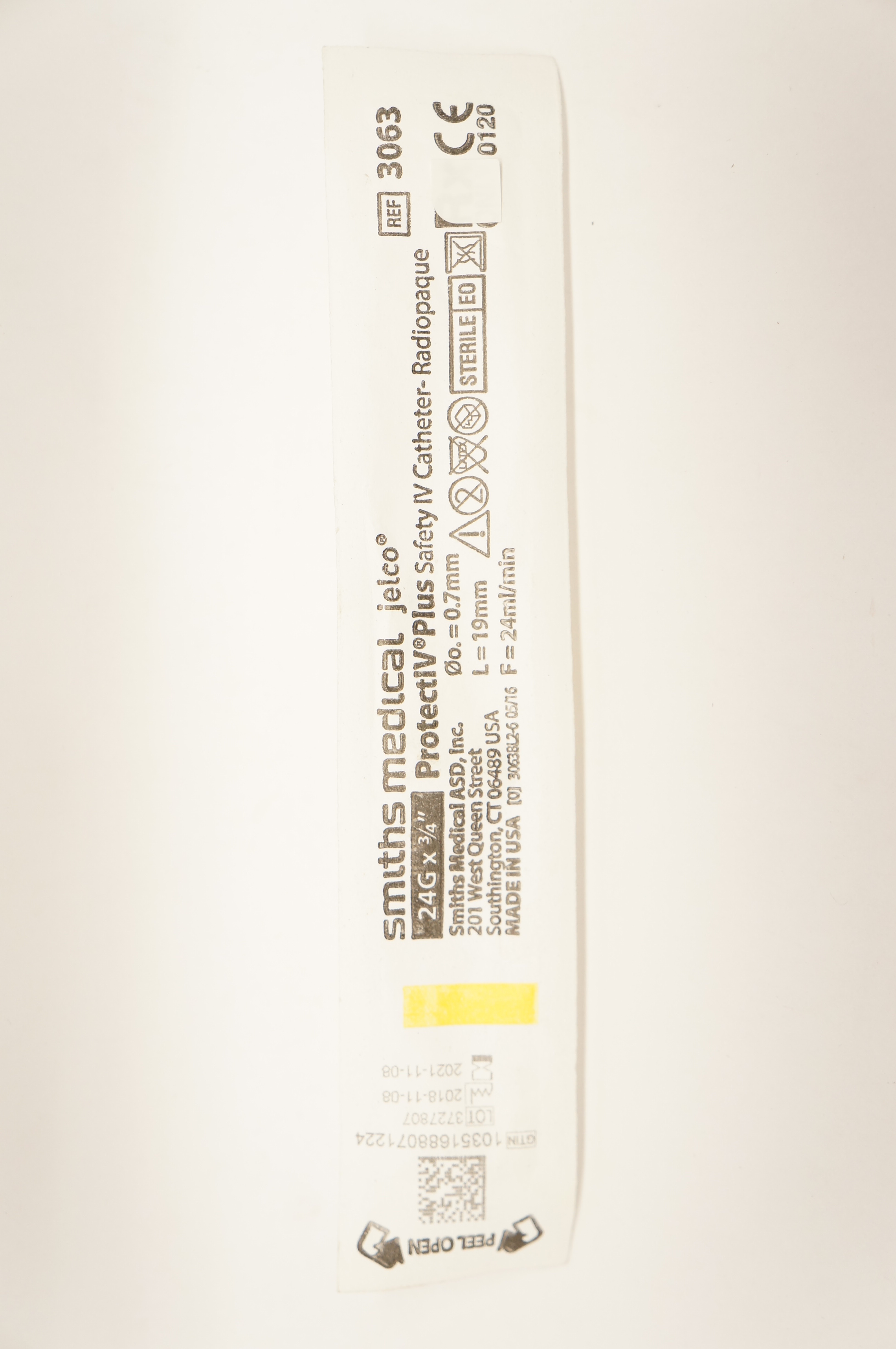 Smiths Medical 3063 Protect IV Plus Safety Cath. 24G x 3/4inch (x)