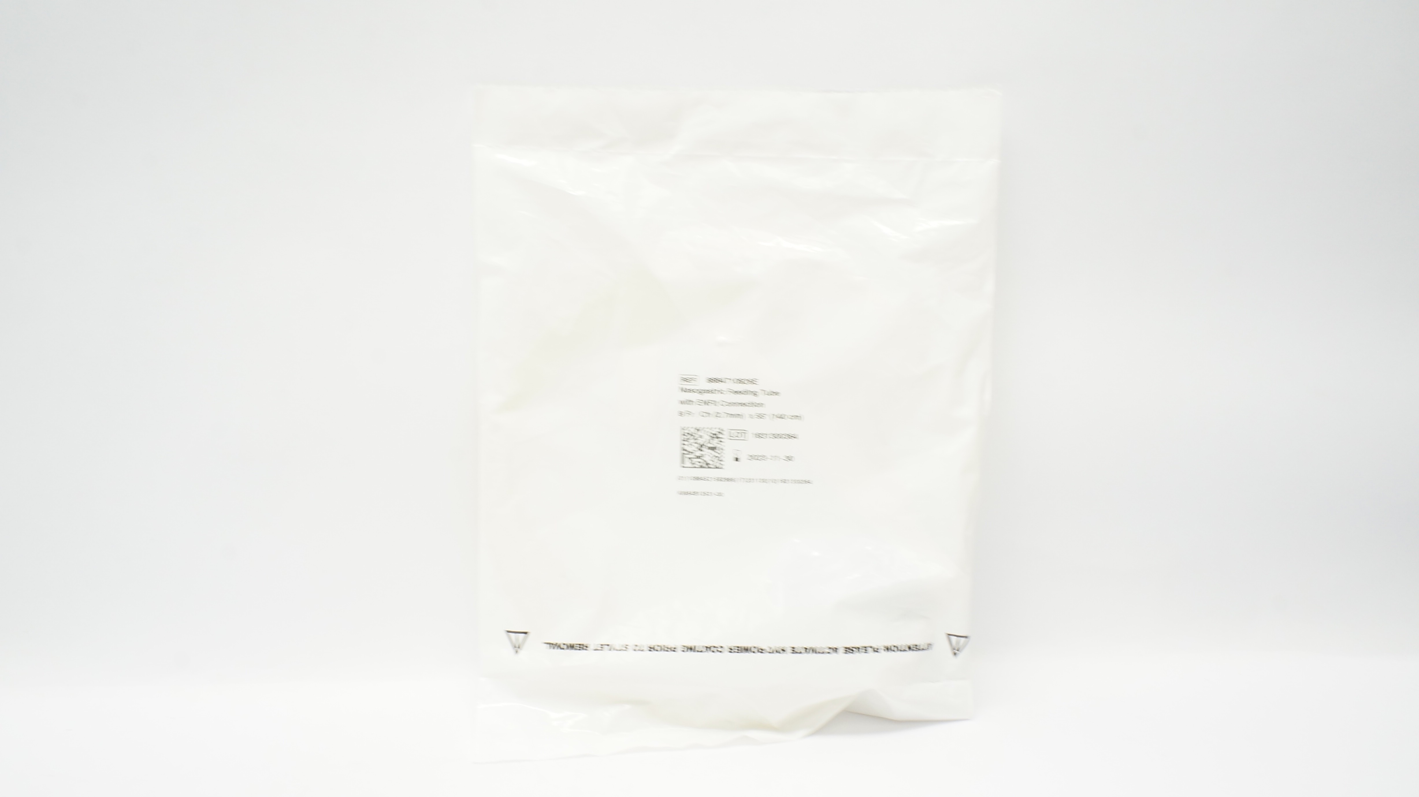 8884710826E Nasogastric Feeding Tube with ENFit Connection 8Fr/Ch x 55inch (x)