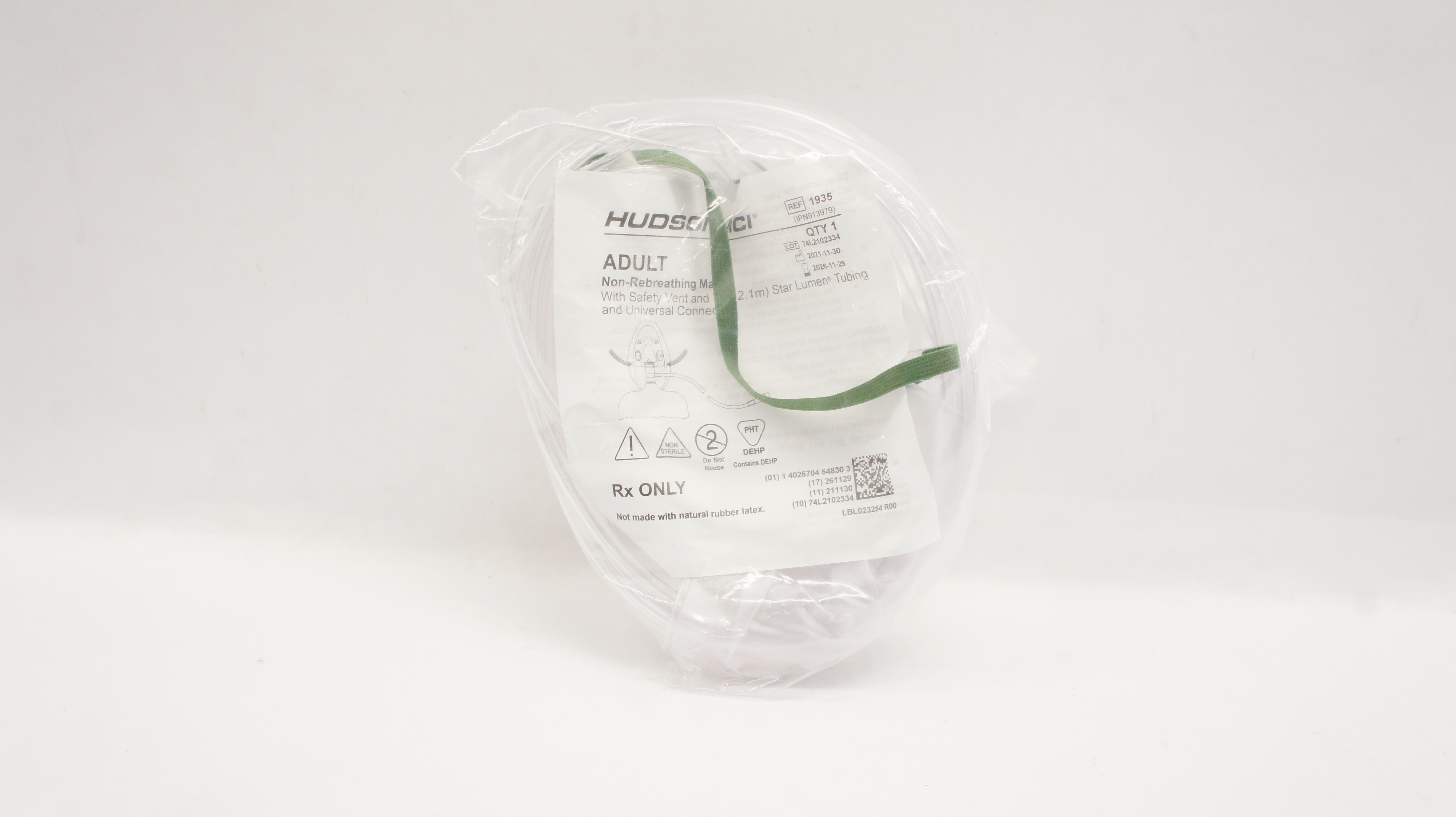 Hudson RCI 1935 Adult Non-Rebreathing Oxygen Mask With Safety Vent