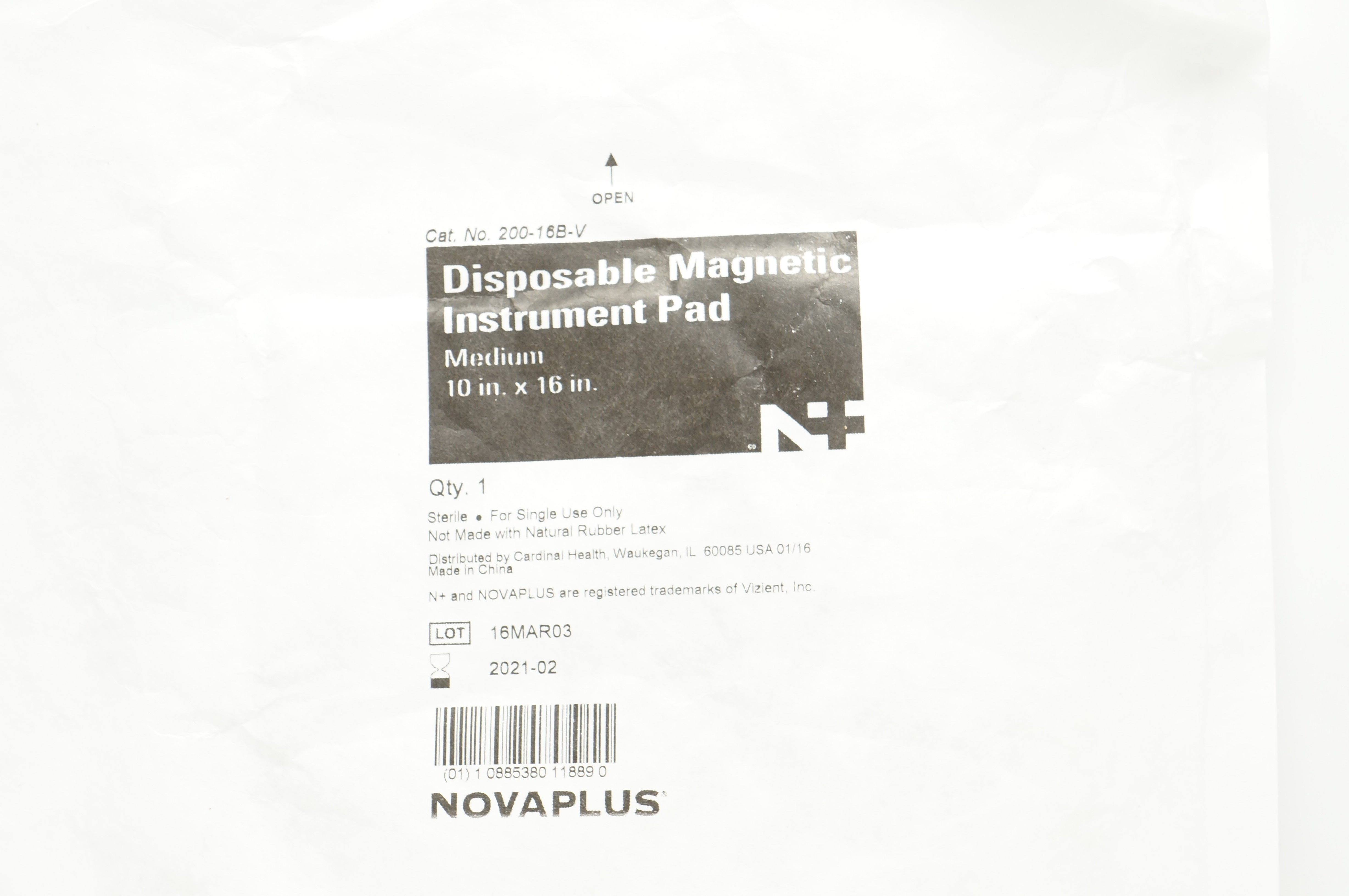 Cardinal Health 200-16B-V Novaplus Magnetic Instrument Pad, M 10 x 16 inch (x)
