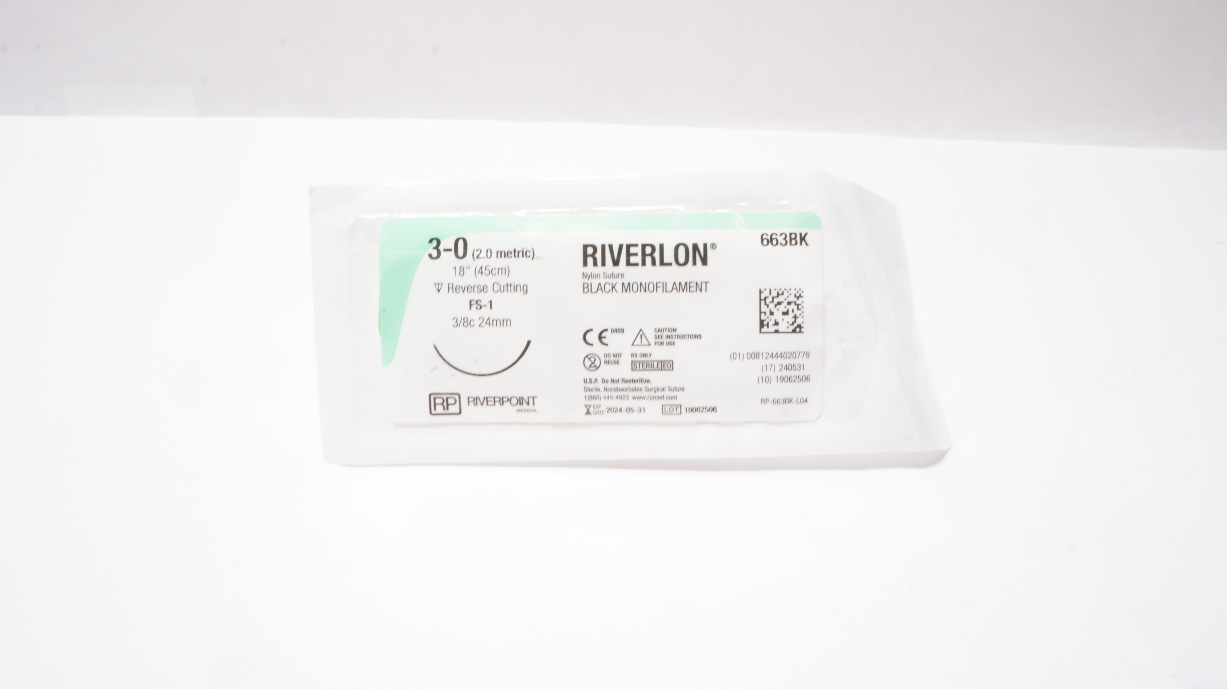Riverpoint 663BK Riverlon 3-0 18inch, FS-1 24mm, Black Monofilament Nylon Stre.