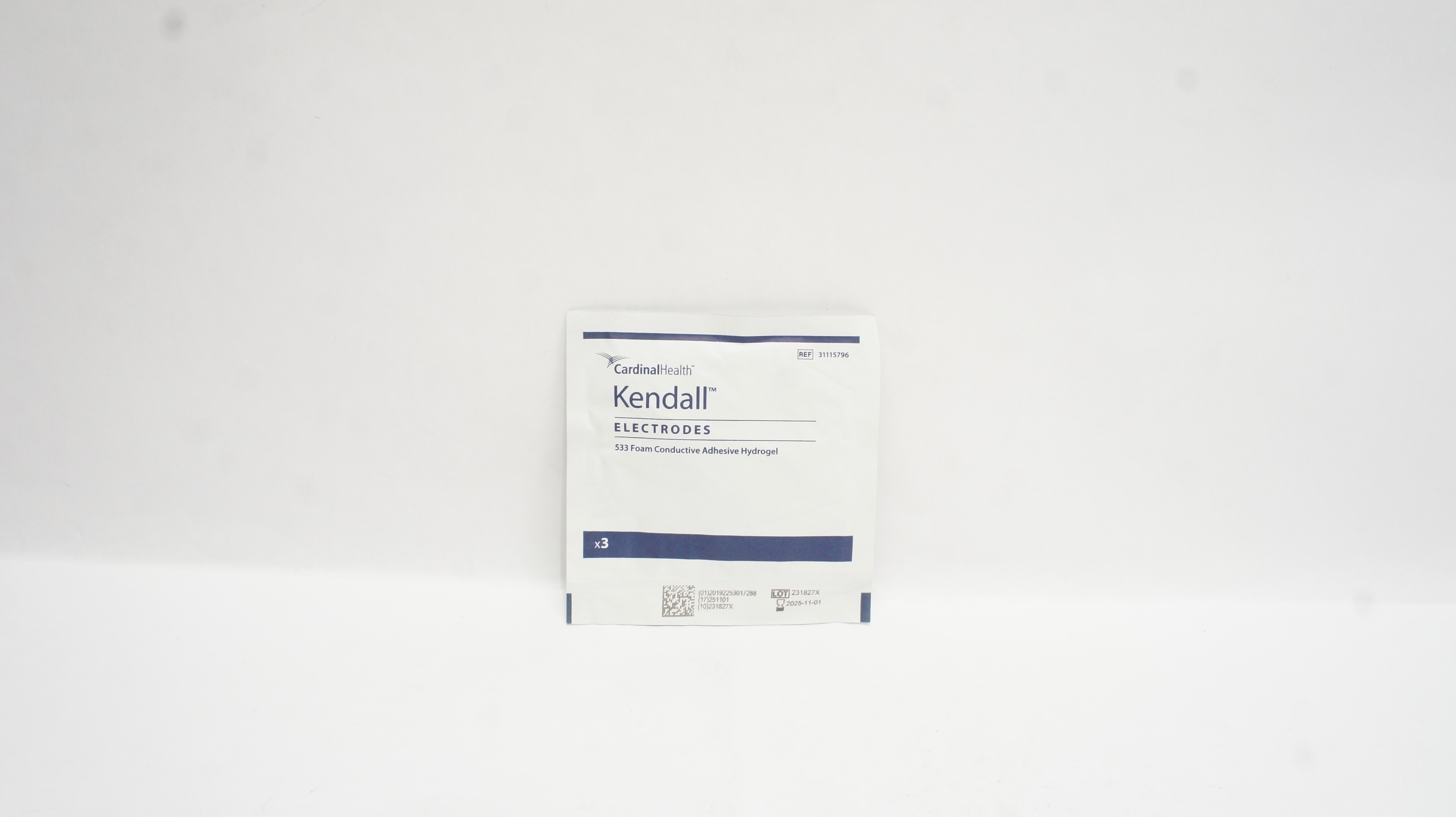 Cardinal Health 31115796 533 Foam Electrodes Adhesive Hydrogel - Pack of 3