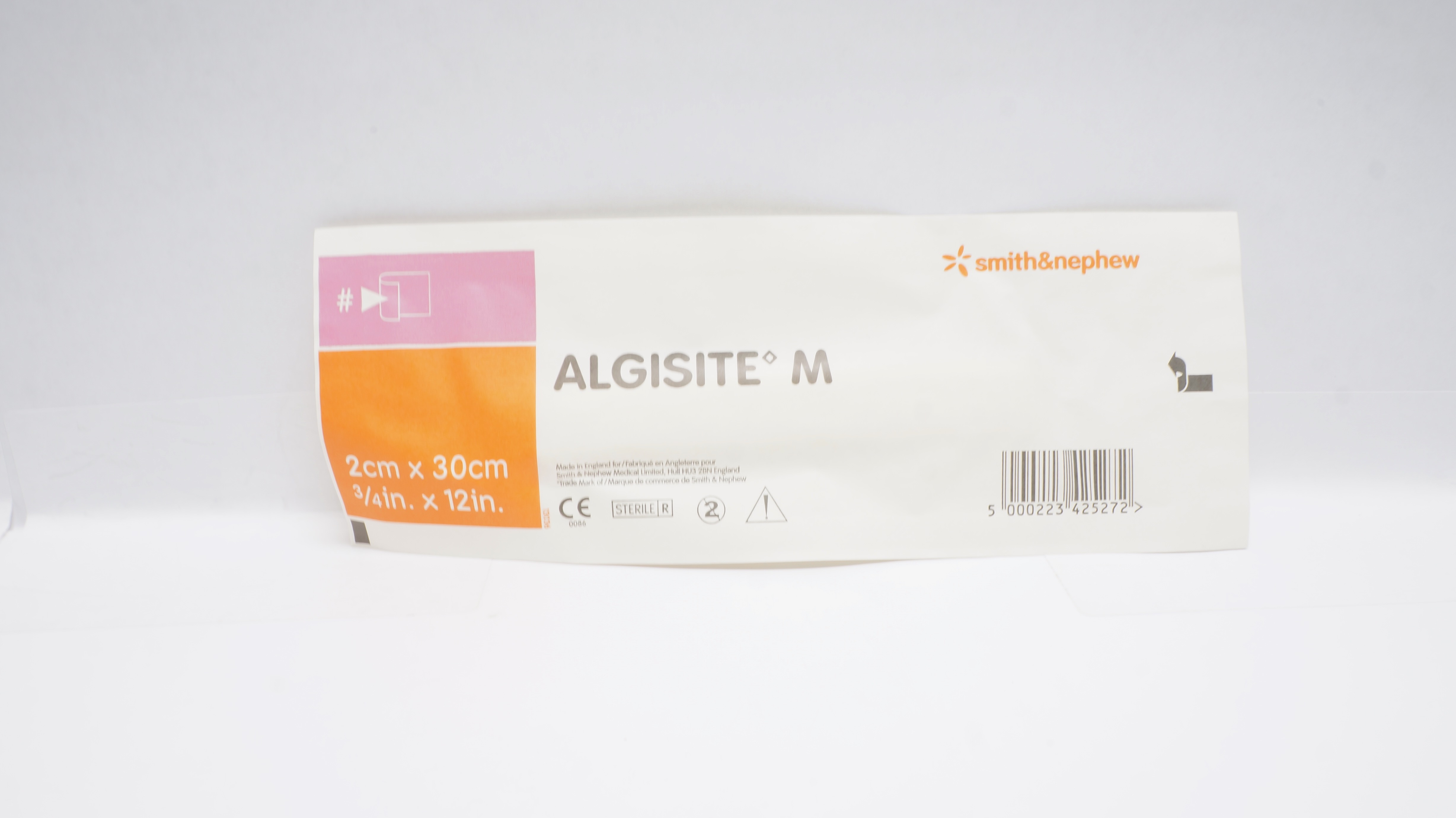 Smith&Nephew 59480400 Alginate Wound Dressing AlgiSite M 3/4inch x 12inch (x)