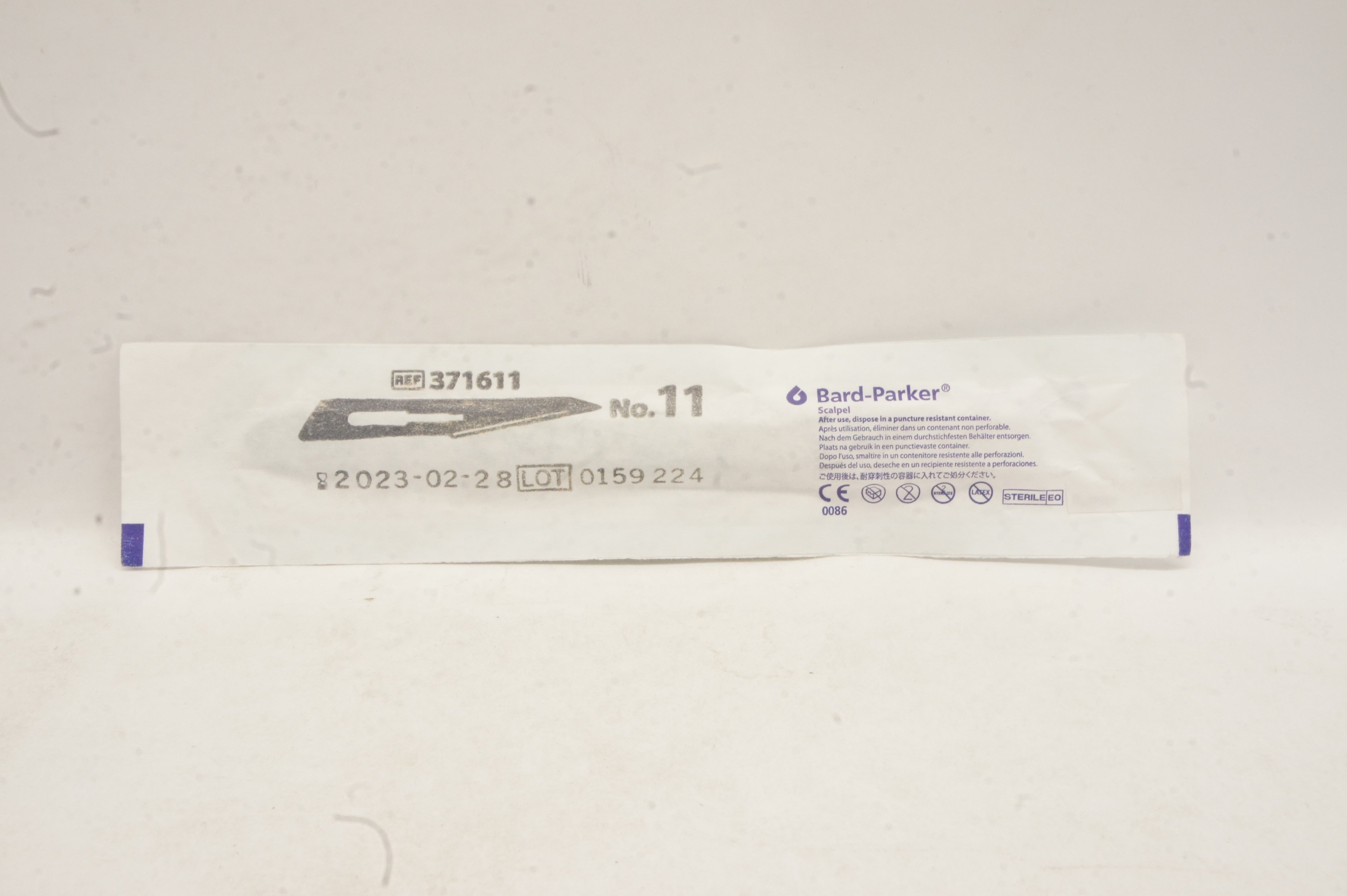Aspen Surgical 371611 Bard-Parker Stainless Steel Surgical Blade Scalpel 11