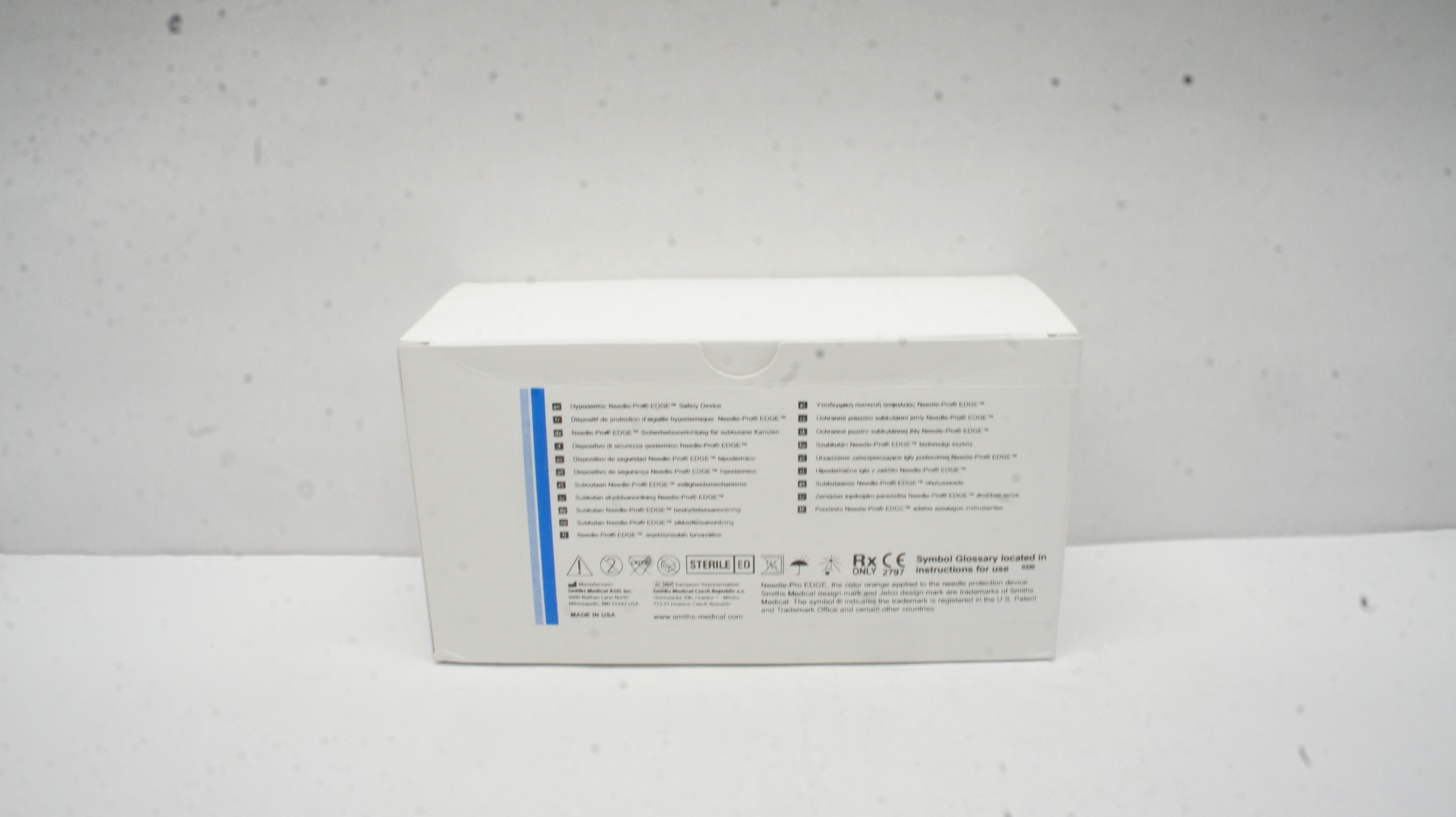 Smiths Medical 402210 Jelco Hypodermic Safety Device 22G x 1 inch