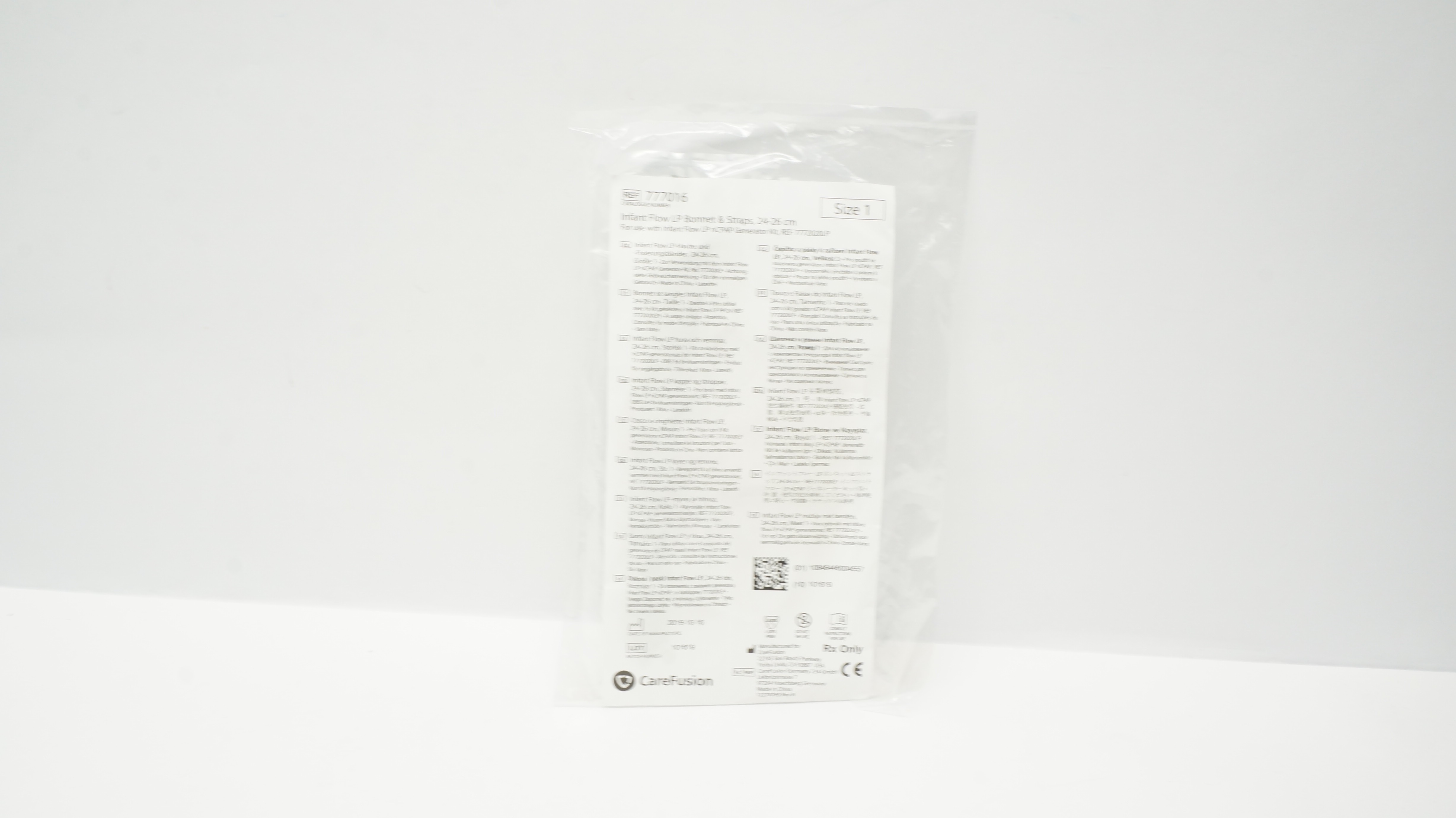 Carefusion 777016 Infant Flow LP Bonnet & Straps,24-26cm ,Size 1