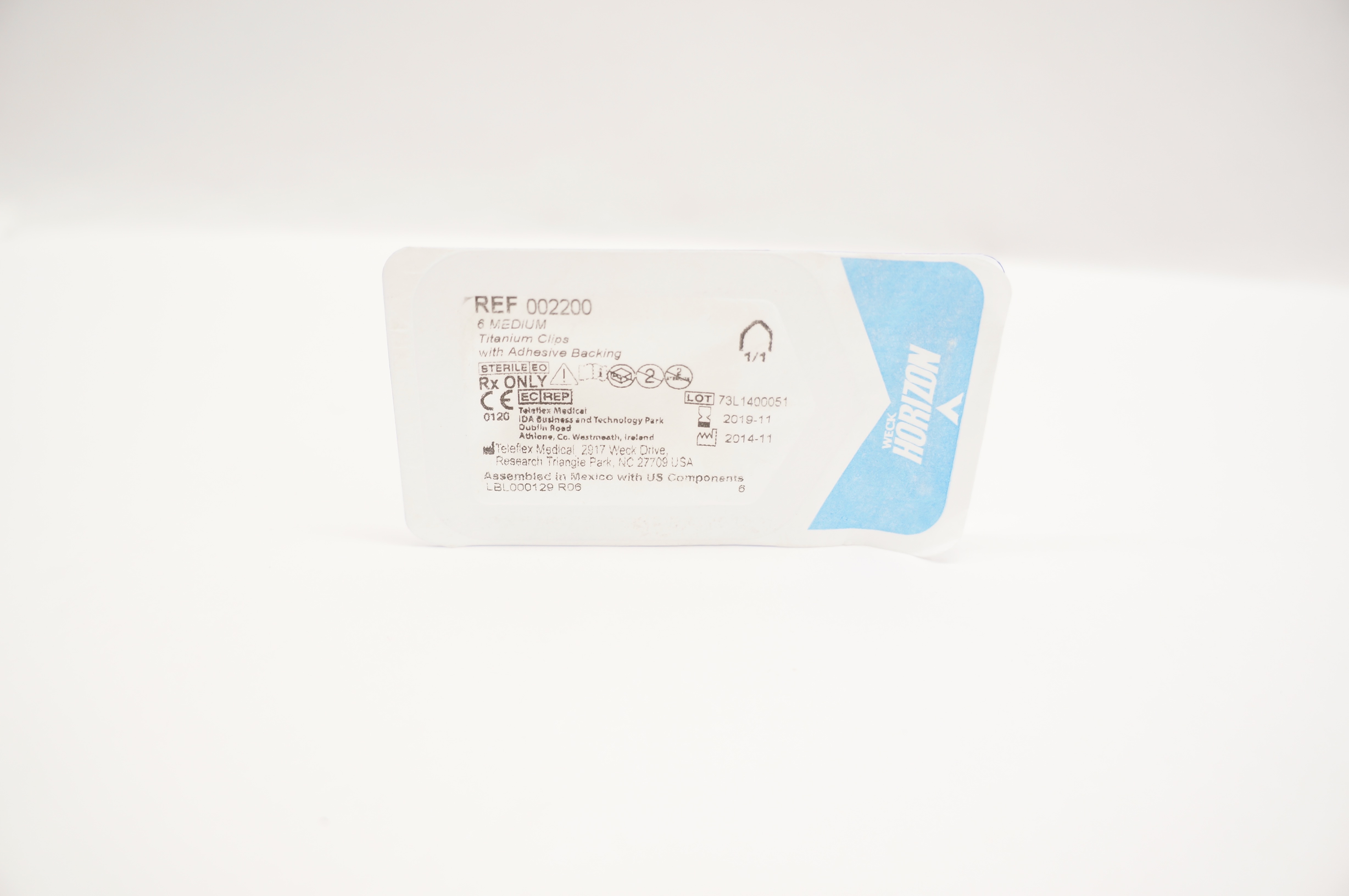 Teleflex 002200 Weck Horizon 6 Medium Titanium Clips w/Adhesive Backing 1/1 (x)