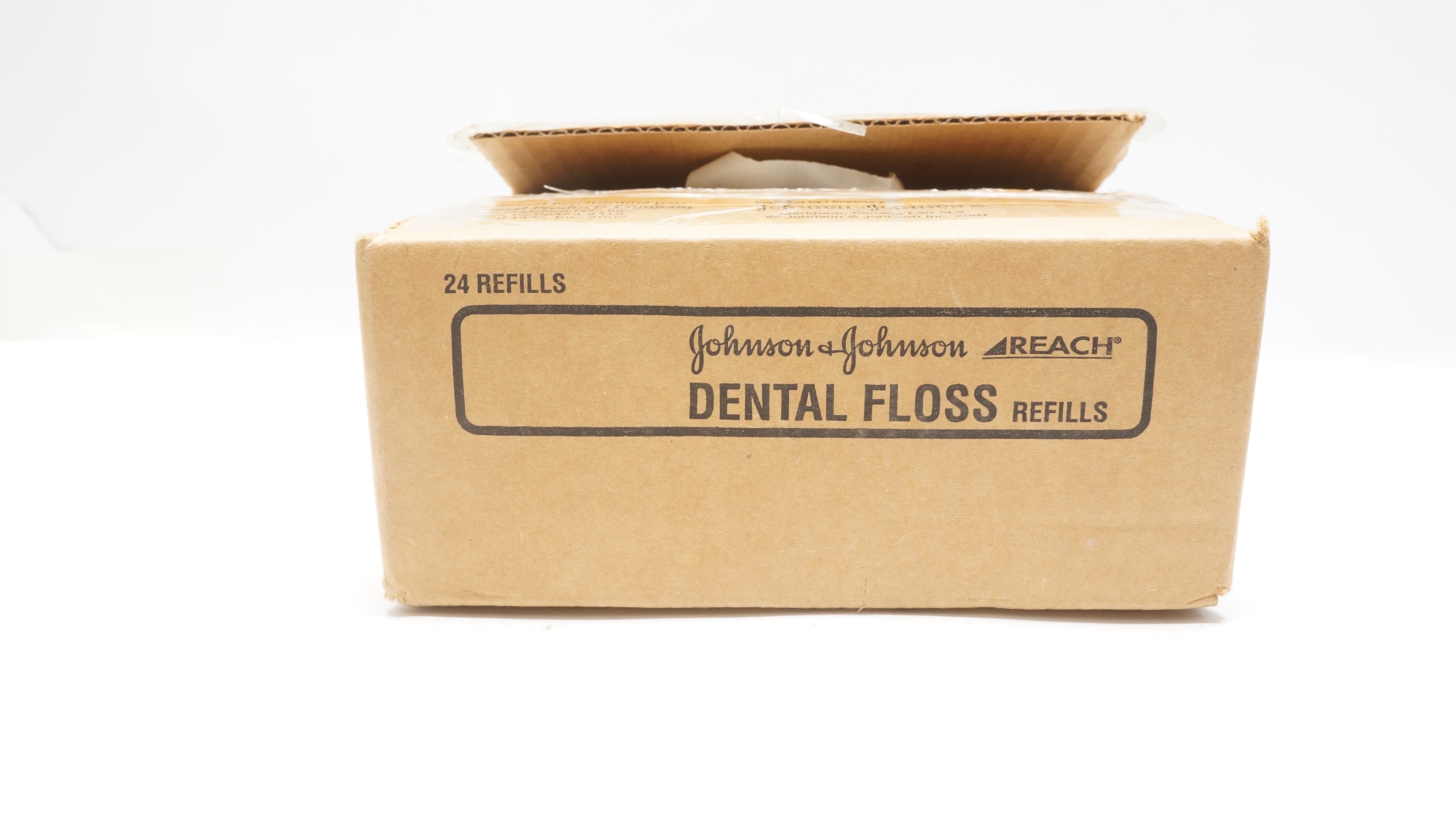 Johnson & Johnson Reach Waxed Detal Floss 200yd Refill - Case of 24
