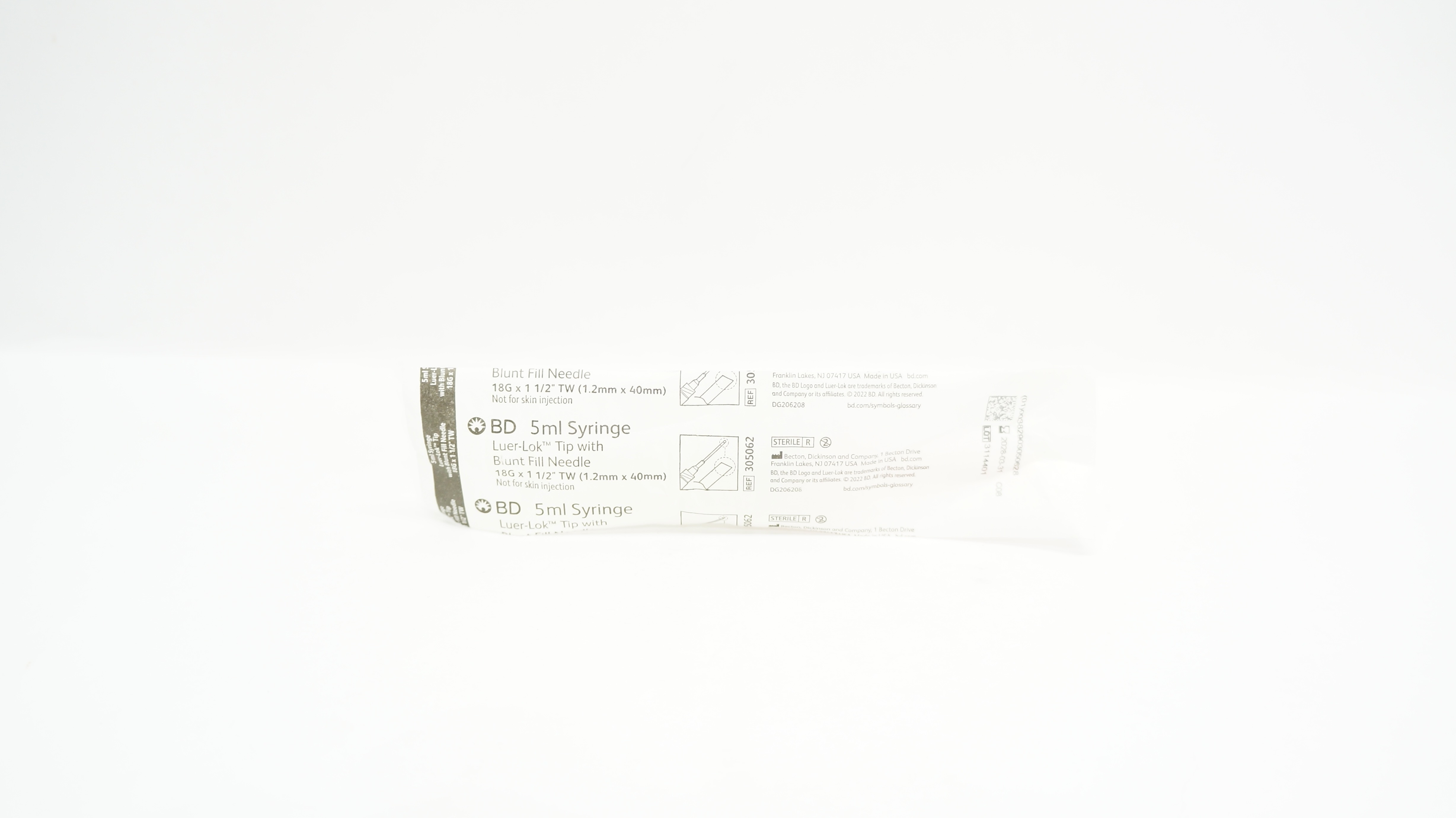 BD 305062 Luer-Lok Tip 5ml Syringe with Blunt Fill Ndle 18Gx1-1/2inch TW