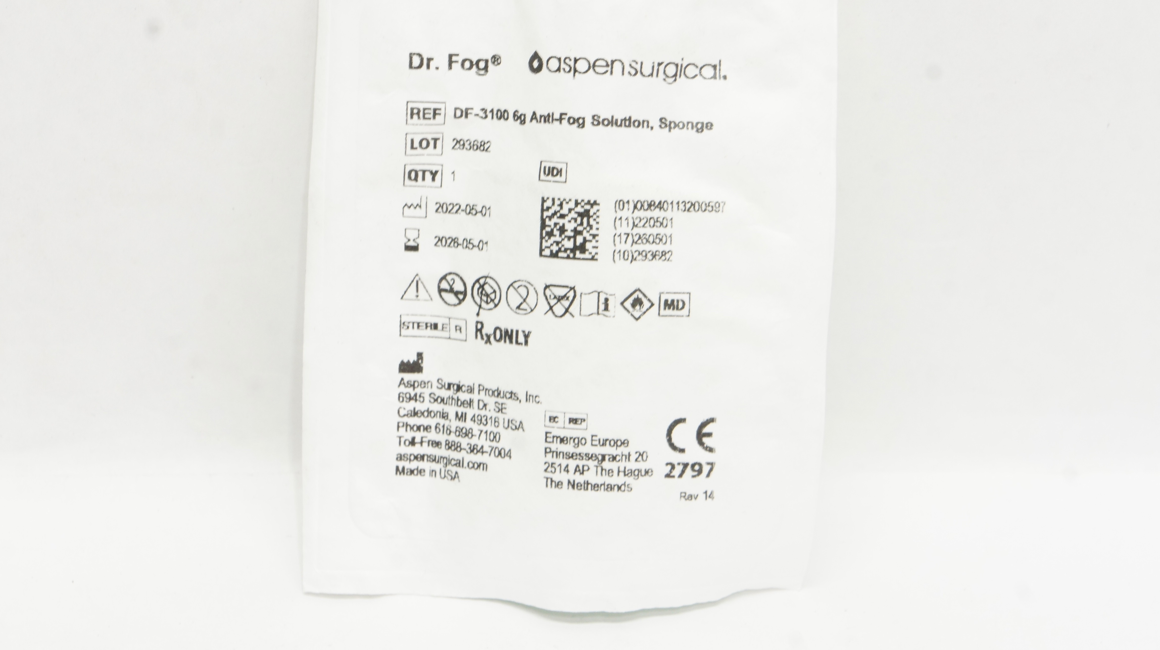 Aspen Surgical DF3100B Dr. Fog 6g AntiFog Solution Sponge