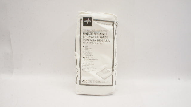 Medline PRM21412C Gauze Sponges 4 x 4in. - Pack of 200