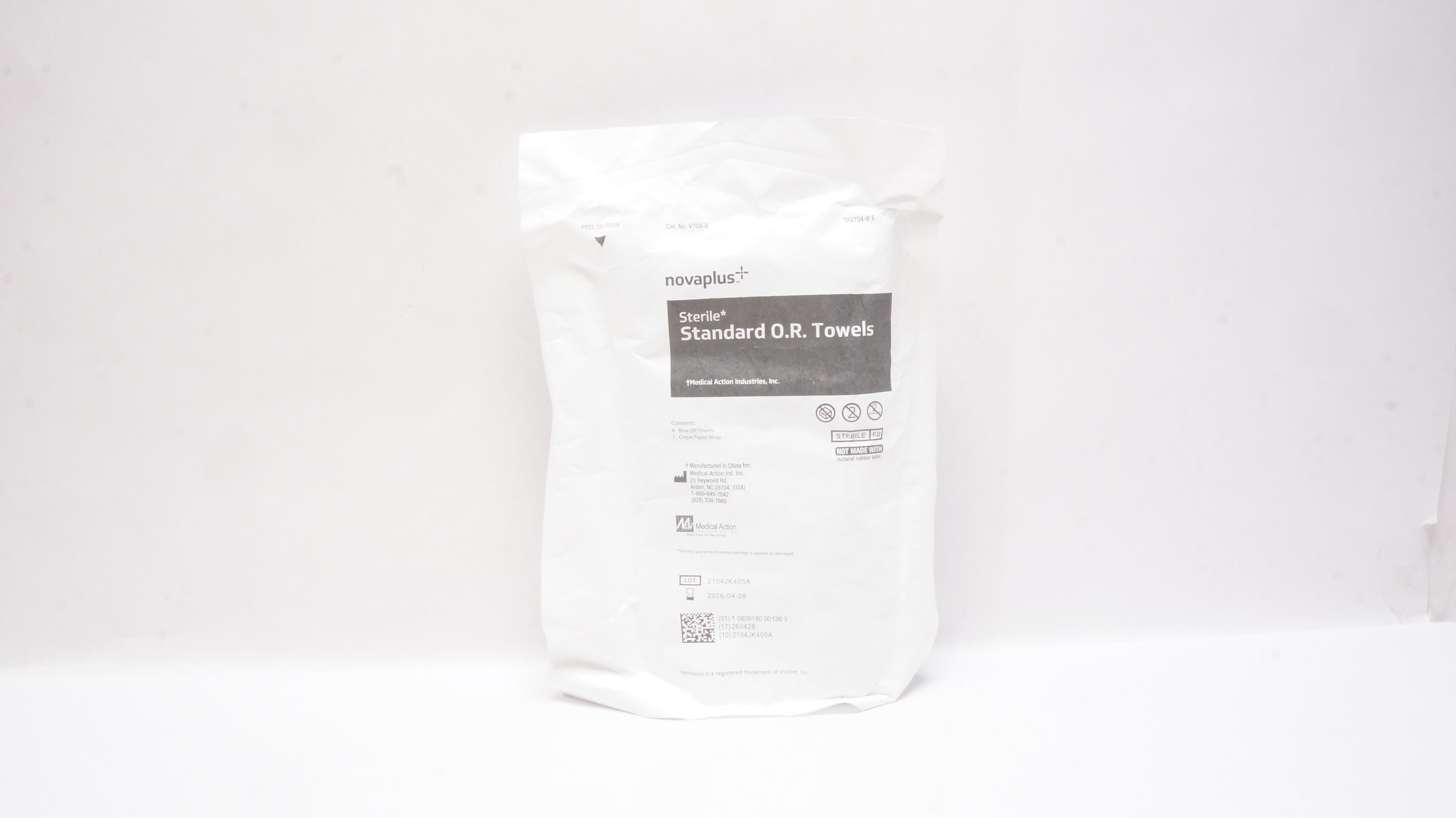 NovaPlus V704-B Sterile Standard O.R. Towels