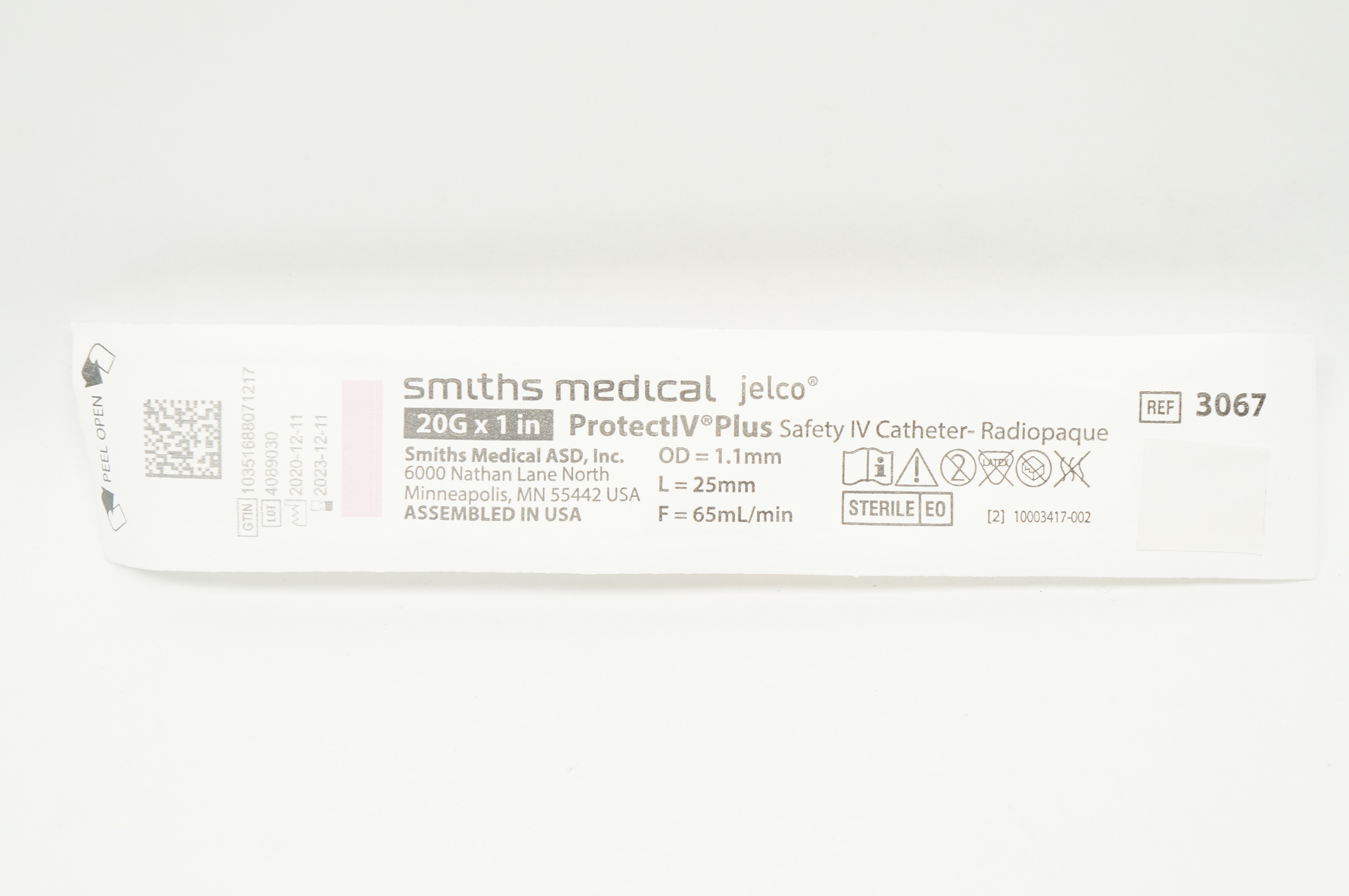 Smiths Medical 3067 Protect IV Plus Safety Cath. Radiopaque 20G x 1inch