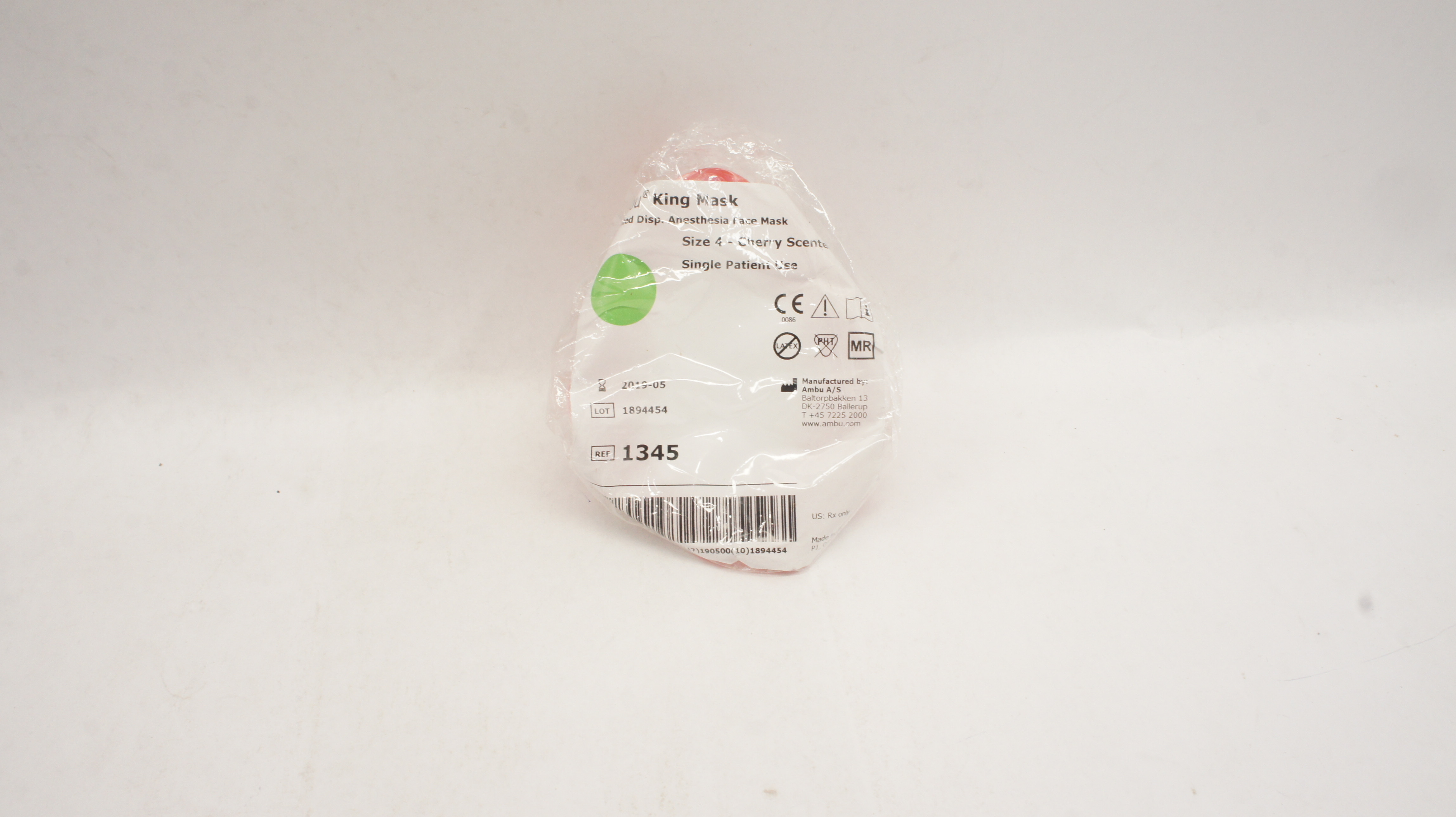AMBU 1345 King Mask Cherry Scented Disposable Anesthesia Face Mask Size 4 (x)