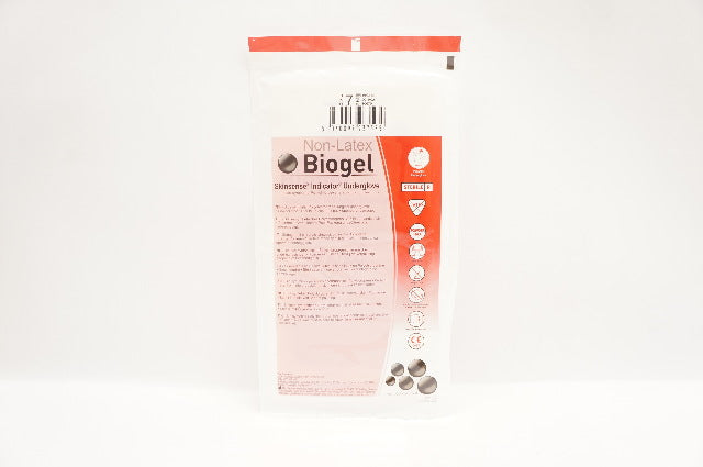 Molnlycke 40670 Biogel Polychloroprene Surgical Underglove 7 (x)