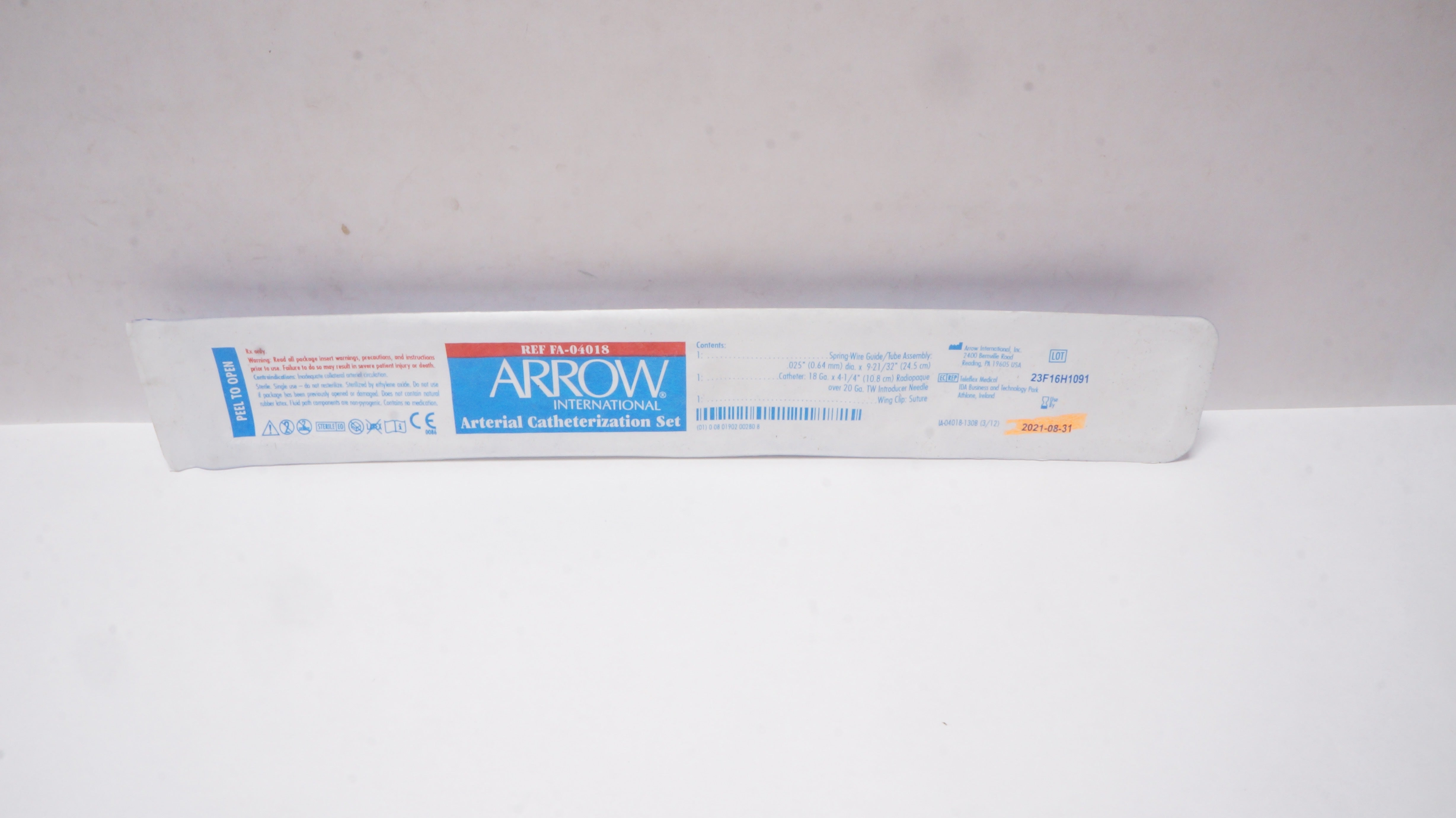 Arrow FA-04018 Arterial Catheterization Set .025inch x 9-21/32inch (x)