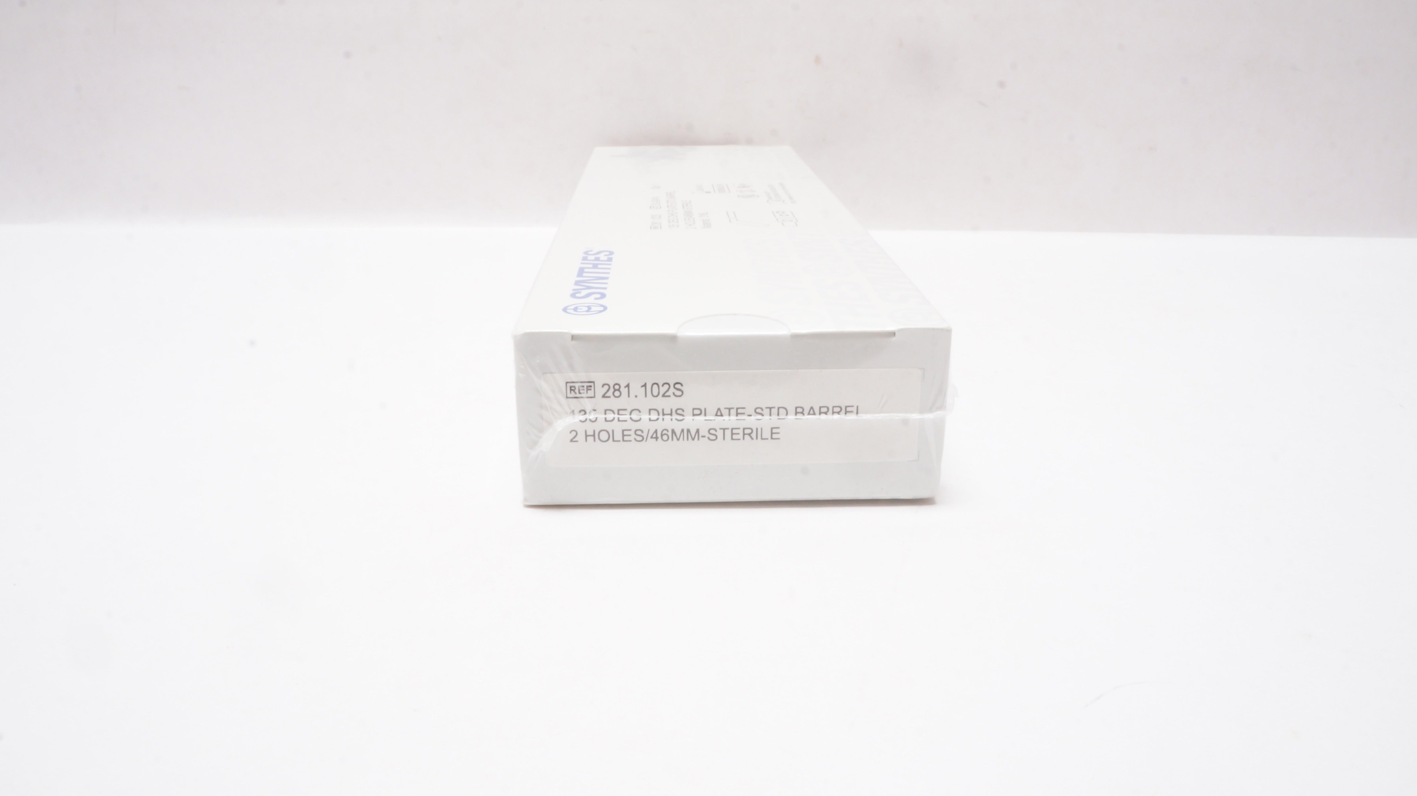 Synthes 281.102S 135 Deg. DHS Plate-STD Barrel 2 Holes / 46mm Sterile