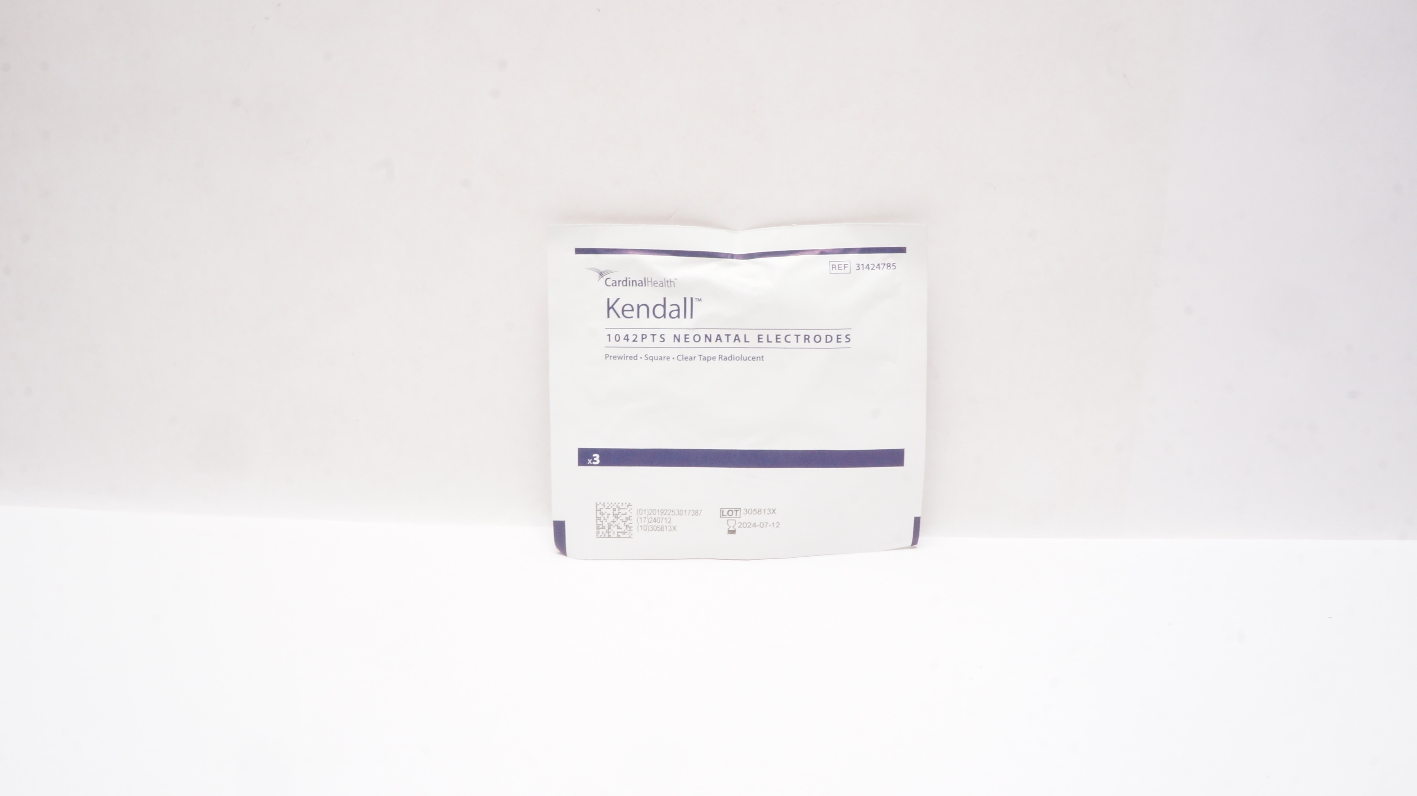 Cardinal Health 31424785 Kendall 1042PTS Neonatal Electrodes - Pack of 3