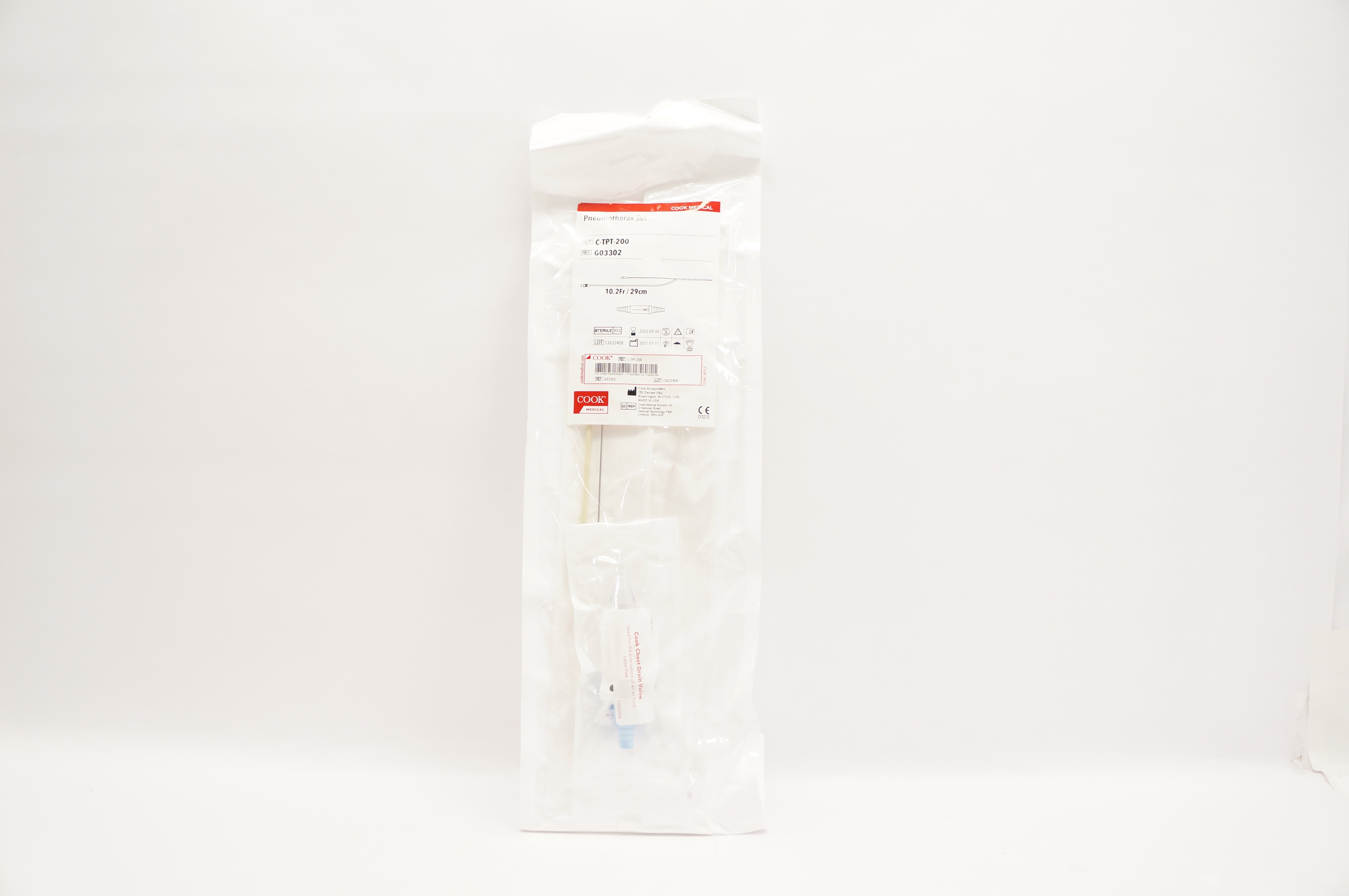 Cook Medical G03302 Pneumothorax Set 10.2Fr x 29cm (x)