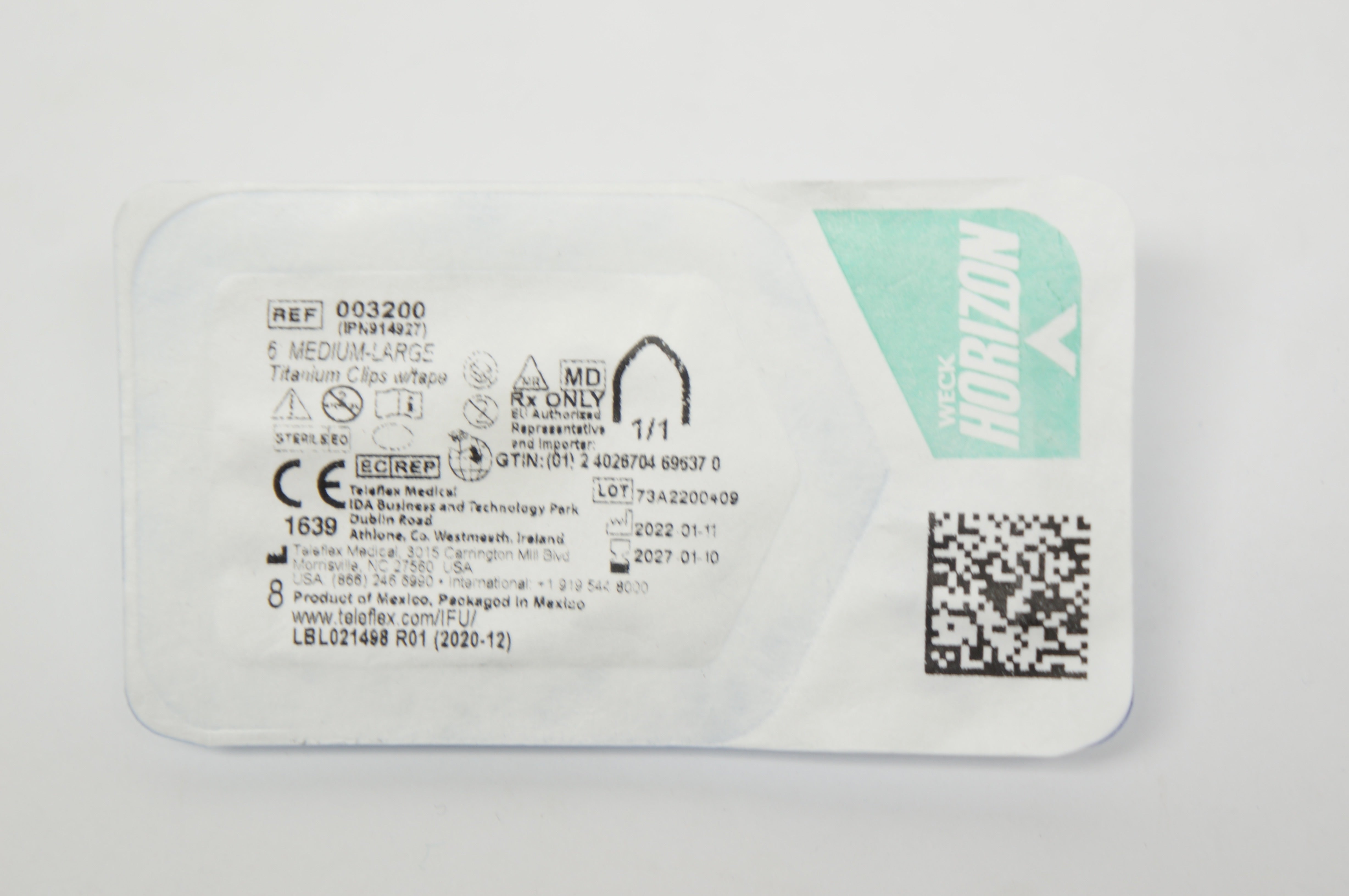 Teleflex 003200 Weck Horizon Titanium Clips w/Tape Medium-Large - Pack of 6