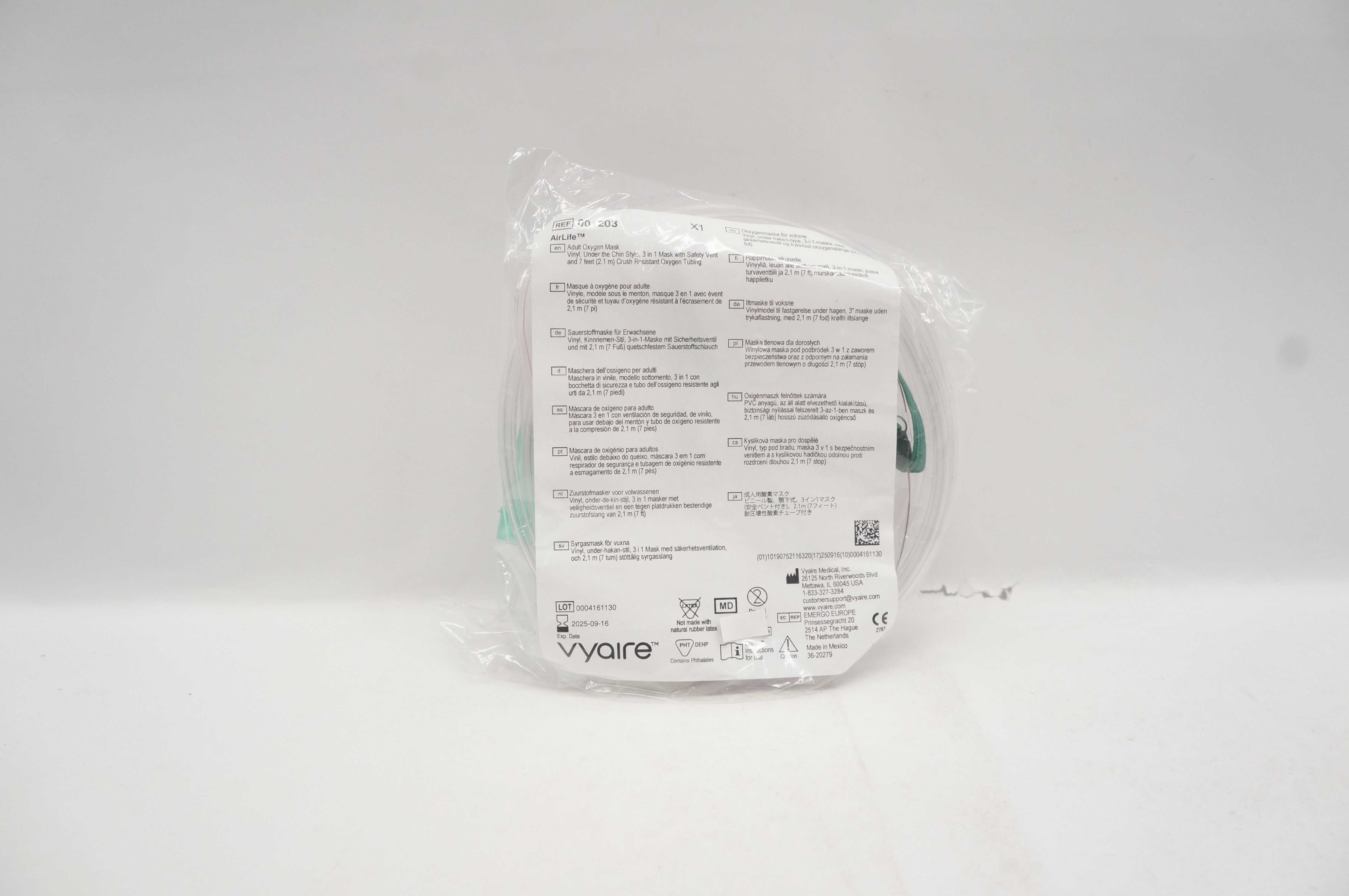 Vyaire 001203 AirLife Adult Oxygen Mask Vinyl w/Resistant Oxygen Tubing 7ft.