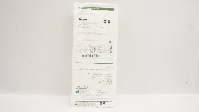 Bard 0607780 Groshong 8F PTFE Peel-Apart Percutaneous Introducer Kit 8F