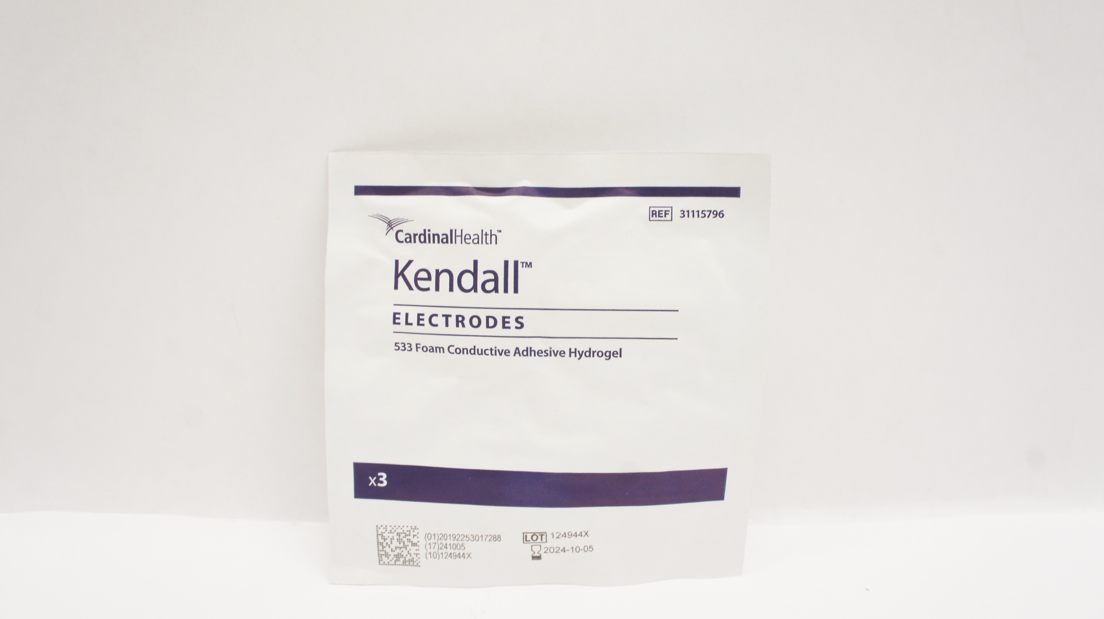 Cardinal Health 31115796 533 Foam Electrodes Adhesive Hydrogel - Pack of 3