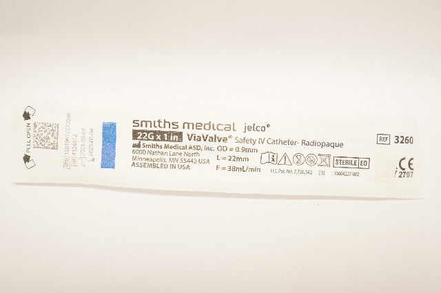 Smiths Medical 3260 ViaValve Safety I.V. Cath. 22G x 1 inch