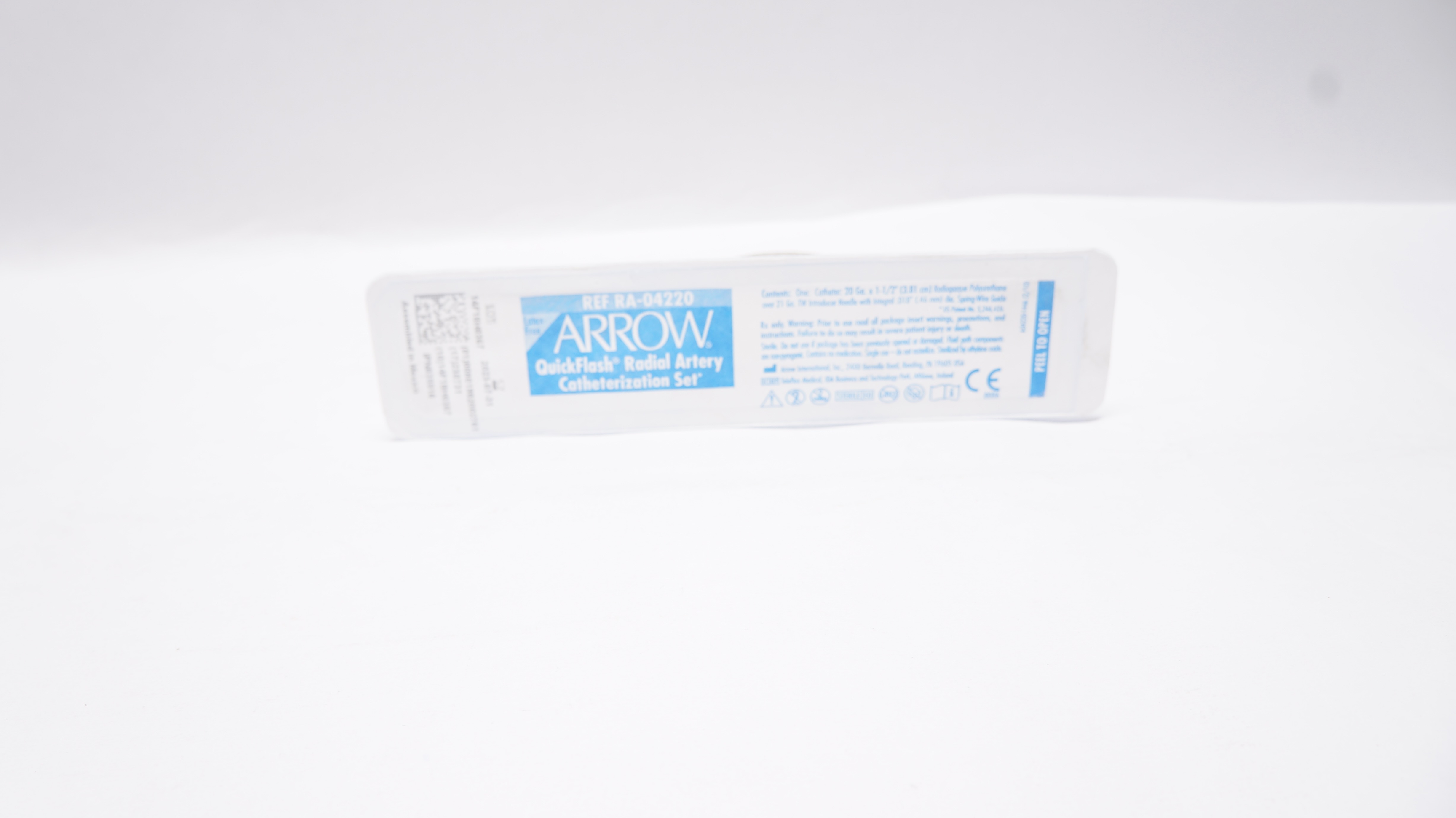 Arrow RA-04220  QuickFlash Radial Artery Cath. Set 20Ga x 1-1/2inch (x)