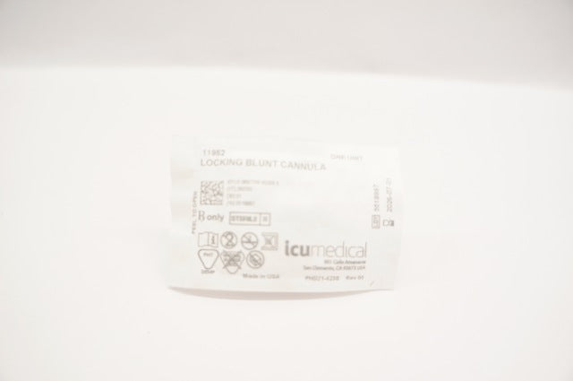 ICU Medical 11952 Locking Blunt Cannula