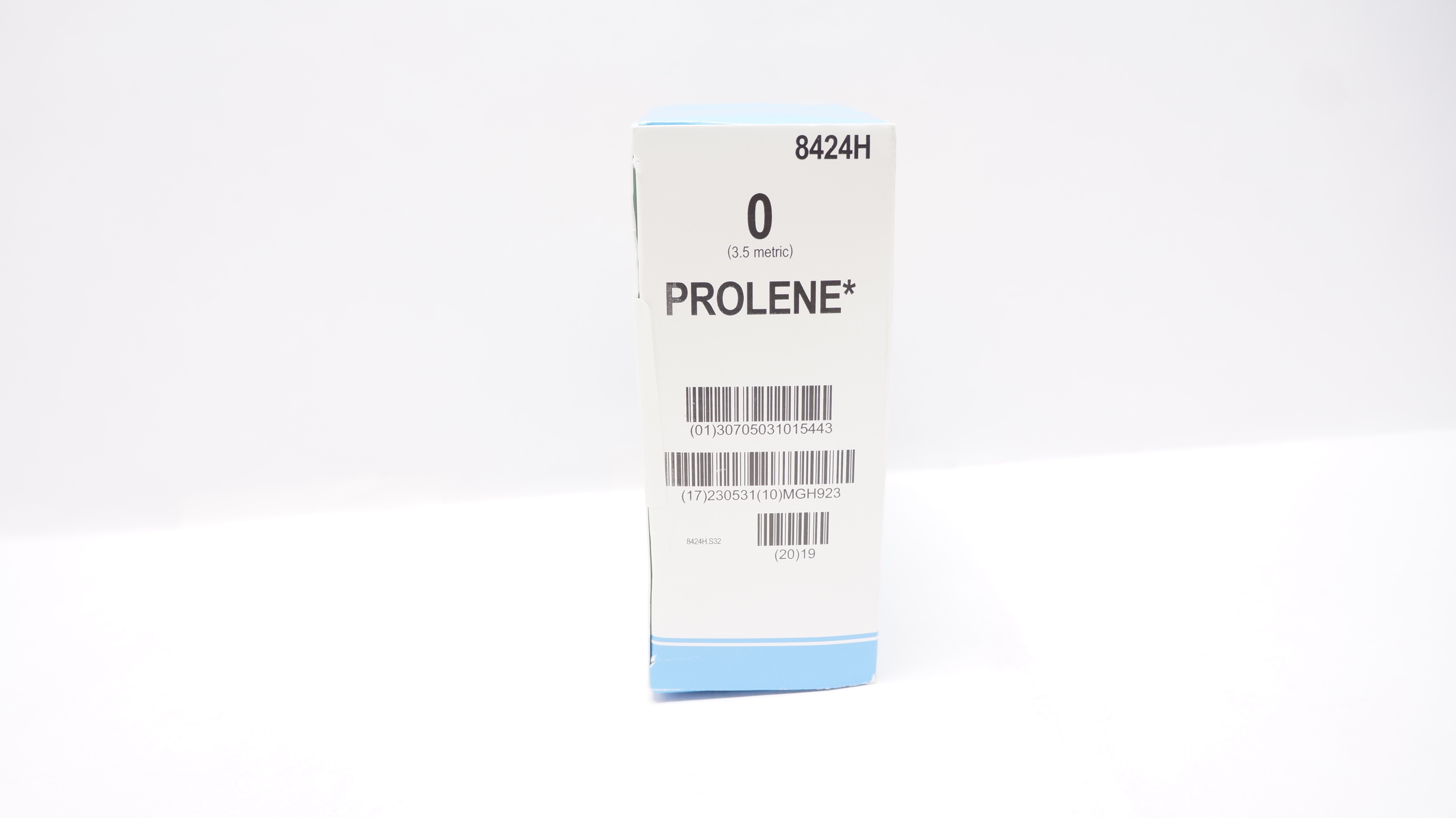 Ethicon 8424H PROLENE 0, Blue, CT-1 36mm 1/2c Taper, 30inch (x) -Box of 30