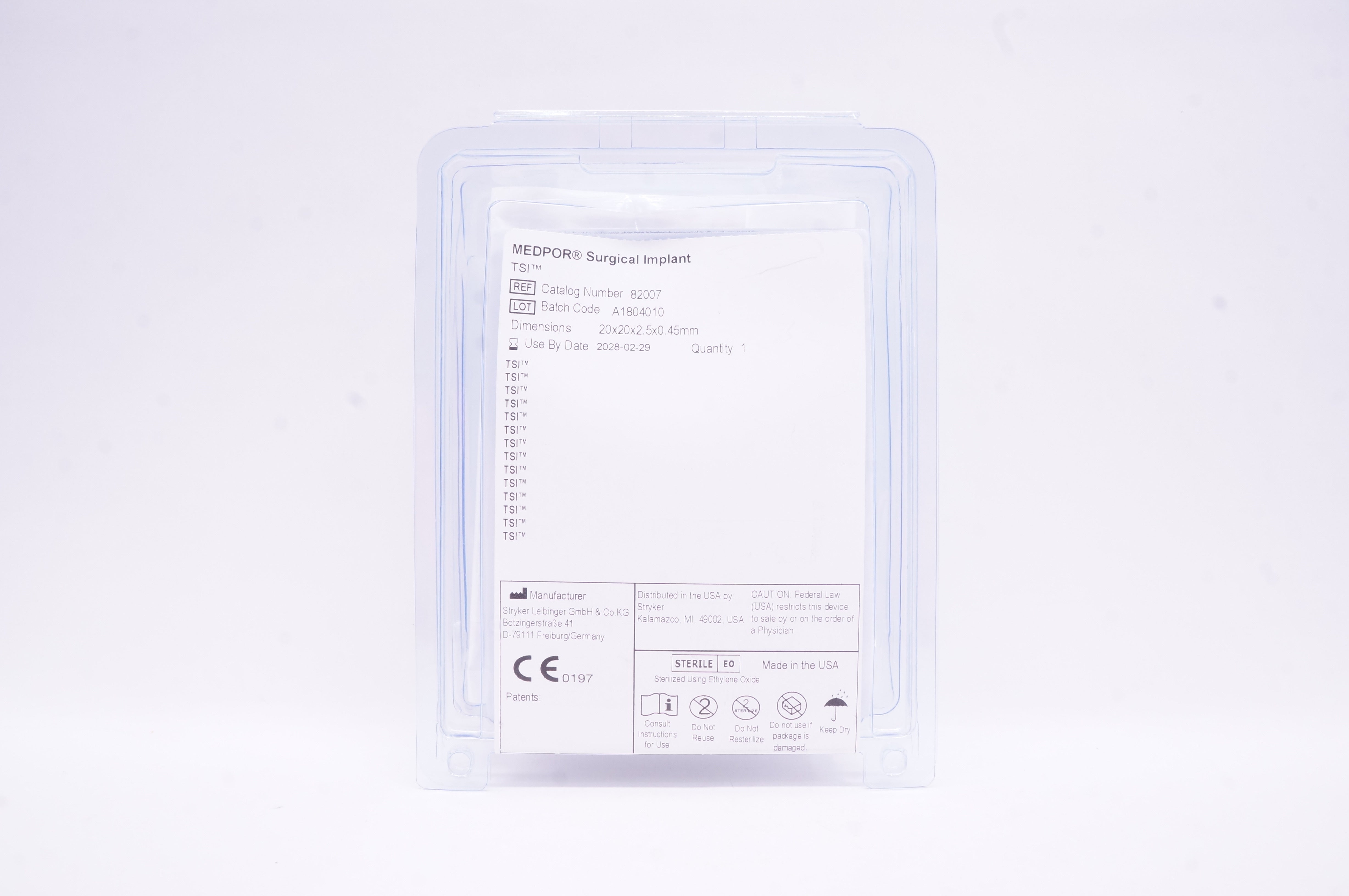 Stryker 82007 Medpor Surgical I m p l a n t TSI 20x20x2.5x0.45mm