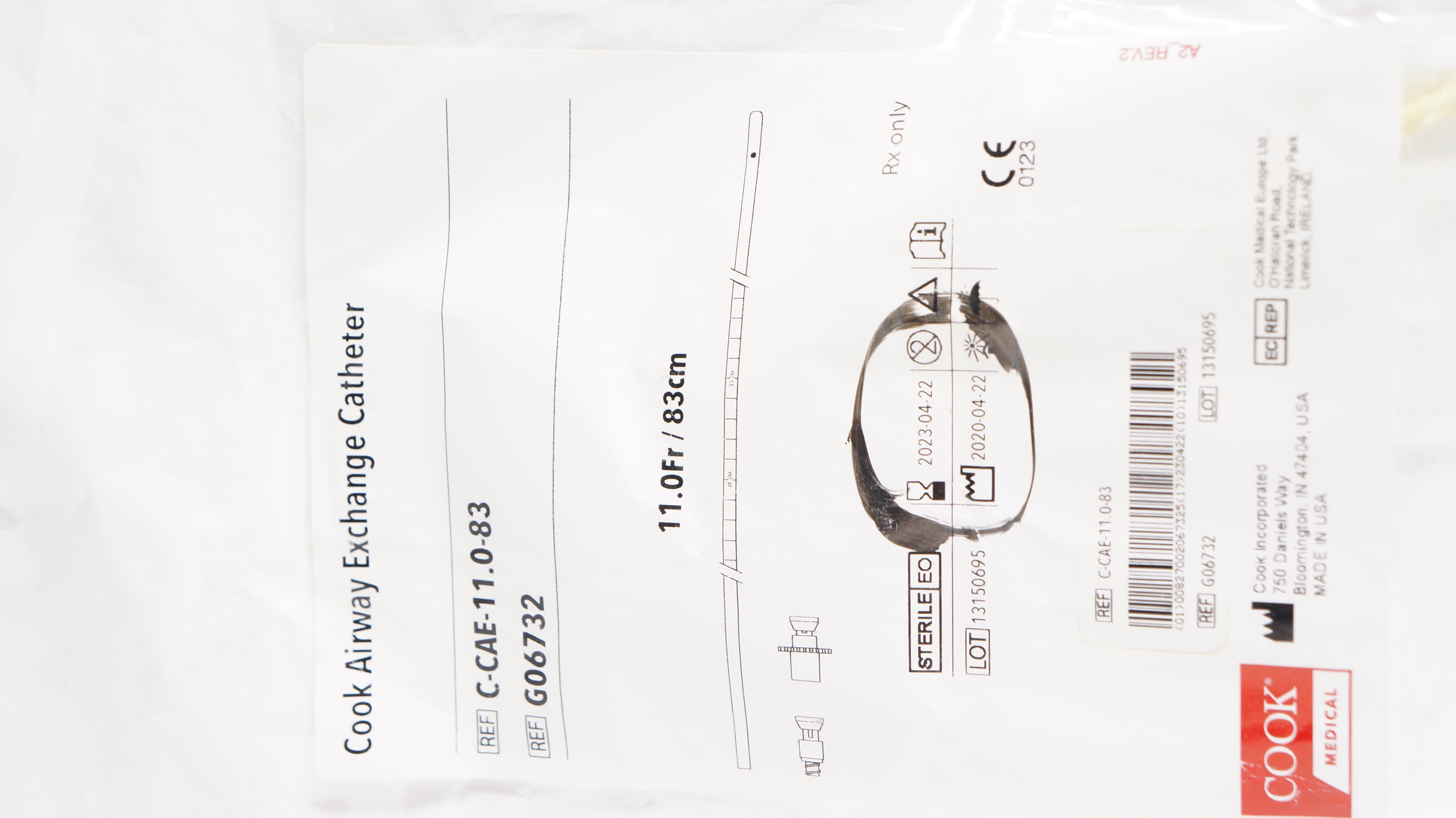 Cook Medical G06732 Airway Exchange Cath. 11.0Fr/ 83cm (x)