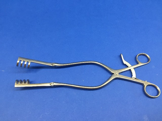 Scott Key Retractor Alan Scott Retractor?