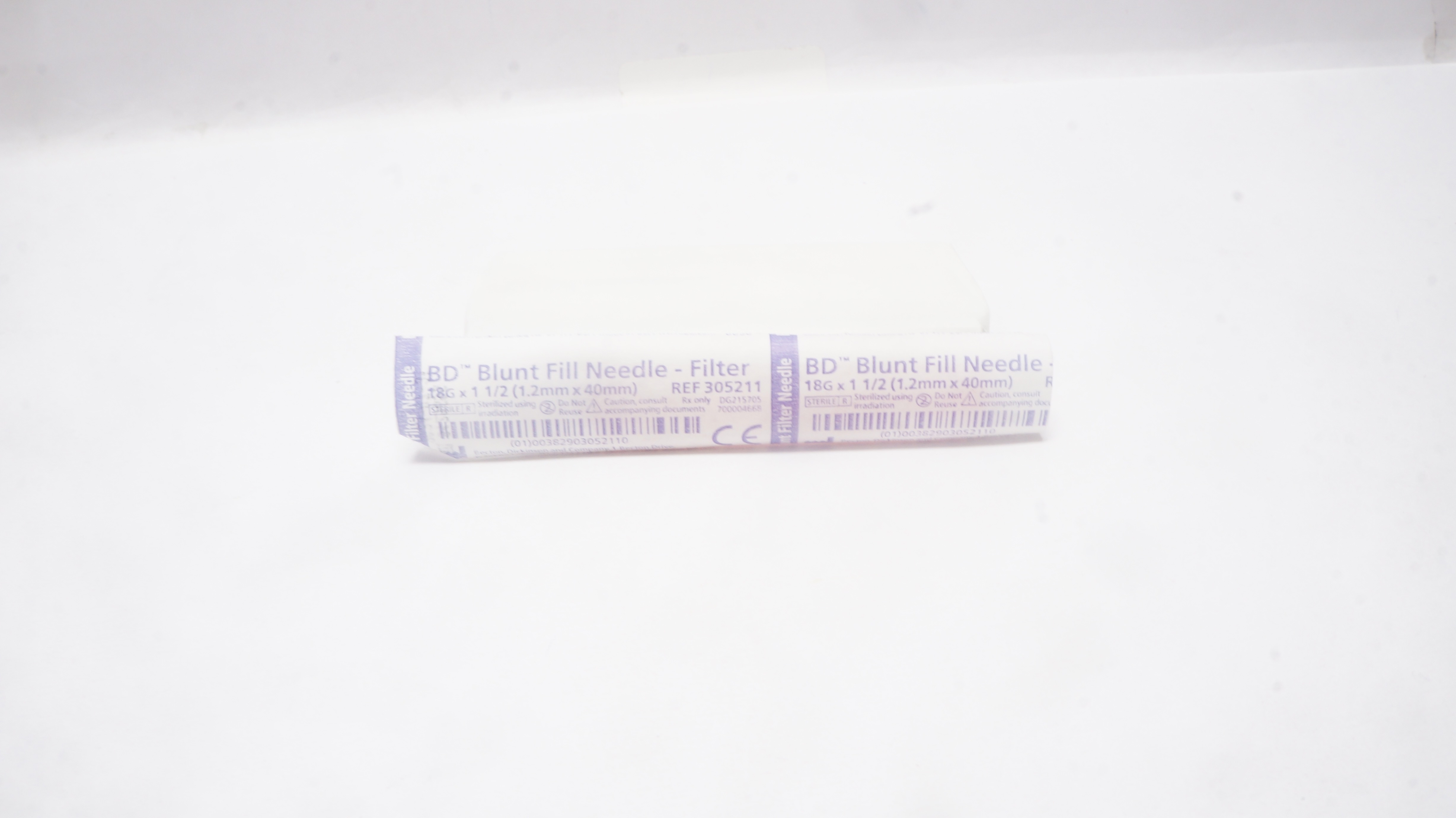 BD 305211 Blunt Fill Ndle with Filter 18G x 1-1/2inch