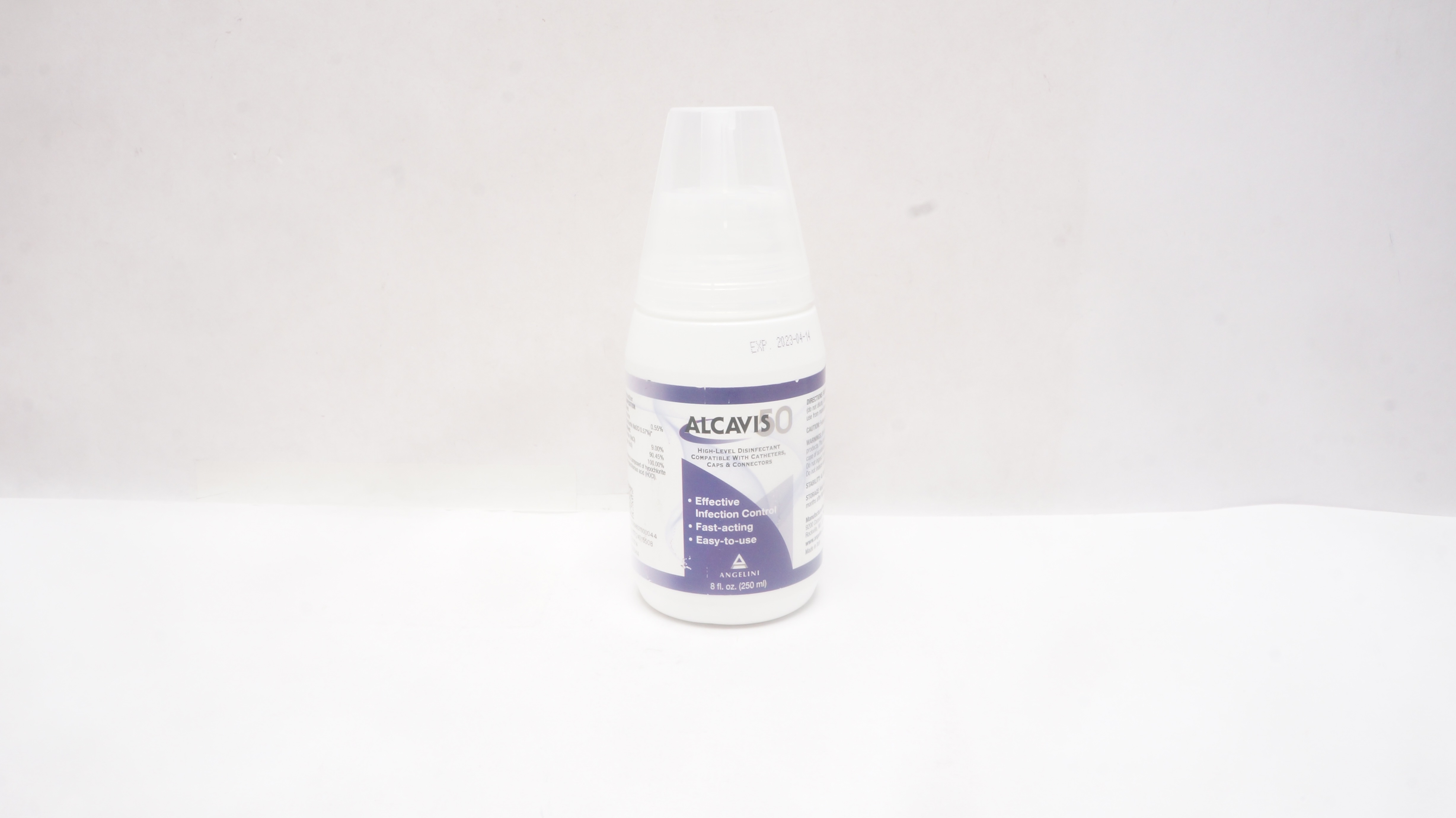 Angelini 129582 Alcavis High-Level Disinfectant Compatible with Cath 8oz