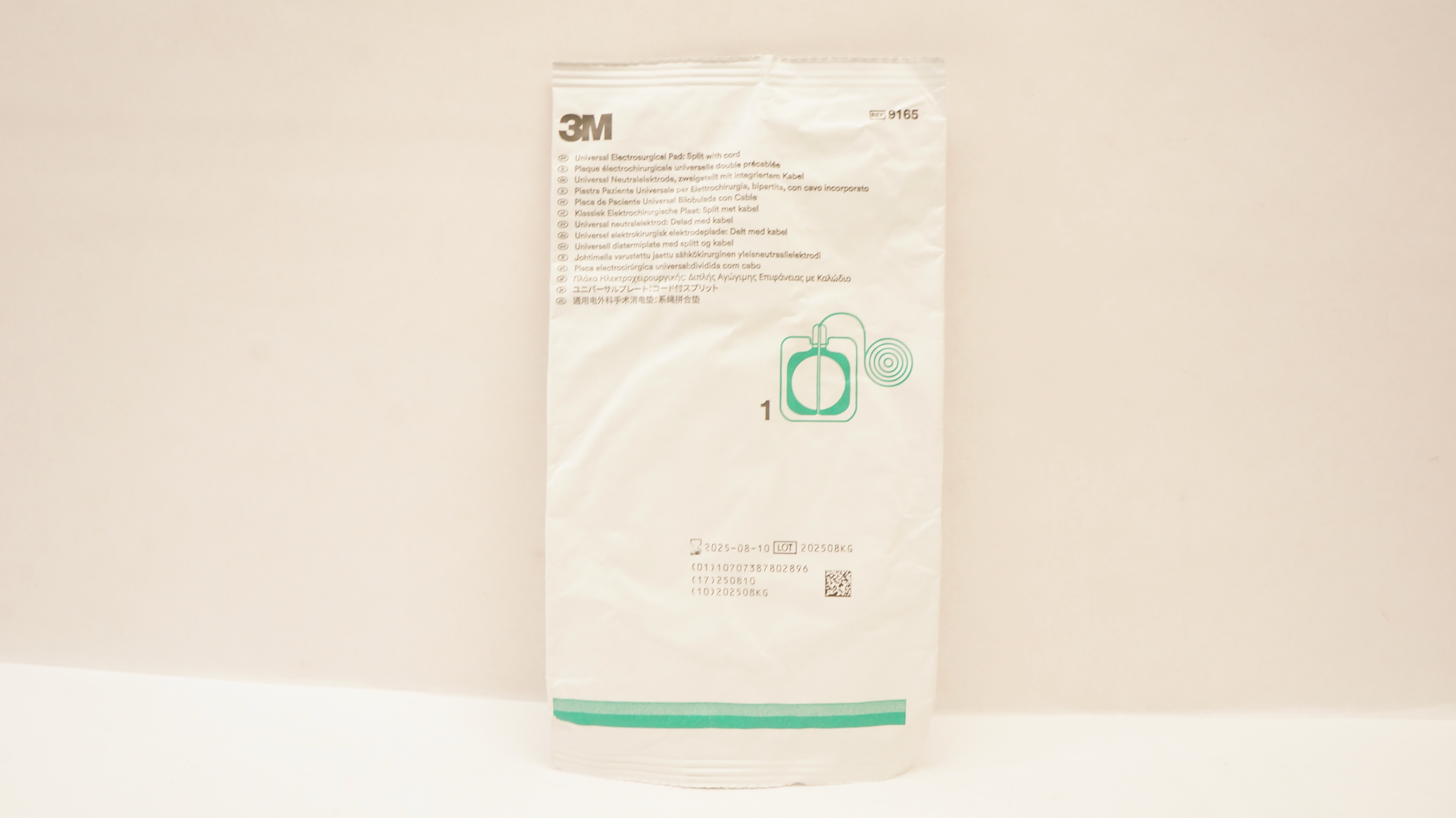 3M 9165 Universal Electrosurgical Pad, Split W/Cord
