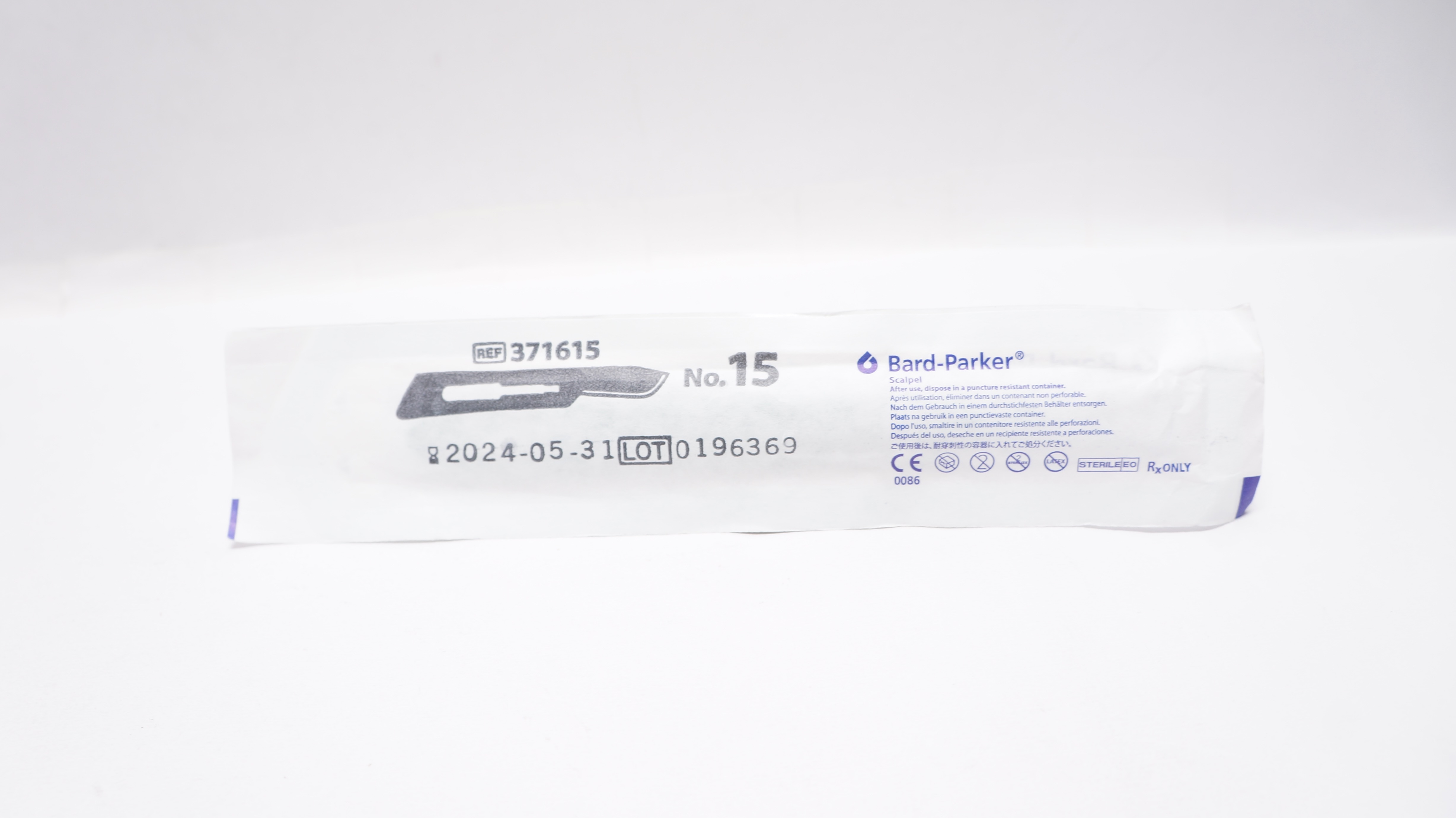 Aspen Surgical 371615 Bard-Parker Stainless Steel Surgical Blade Scalpel #15