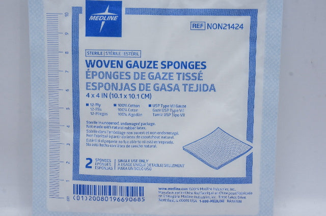 Medline NON21424 Woven Gauze Sponges 12-Ply 4 x 4inch - Pack of 2