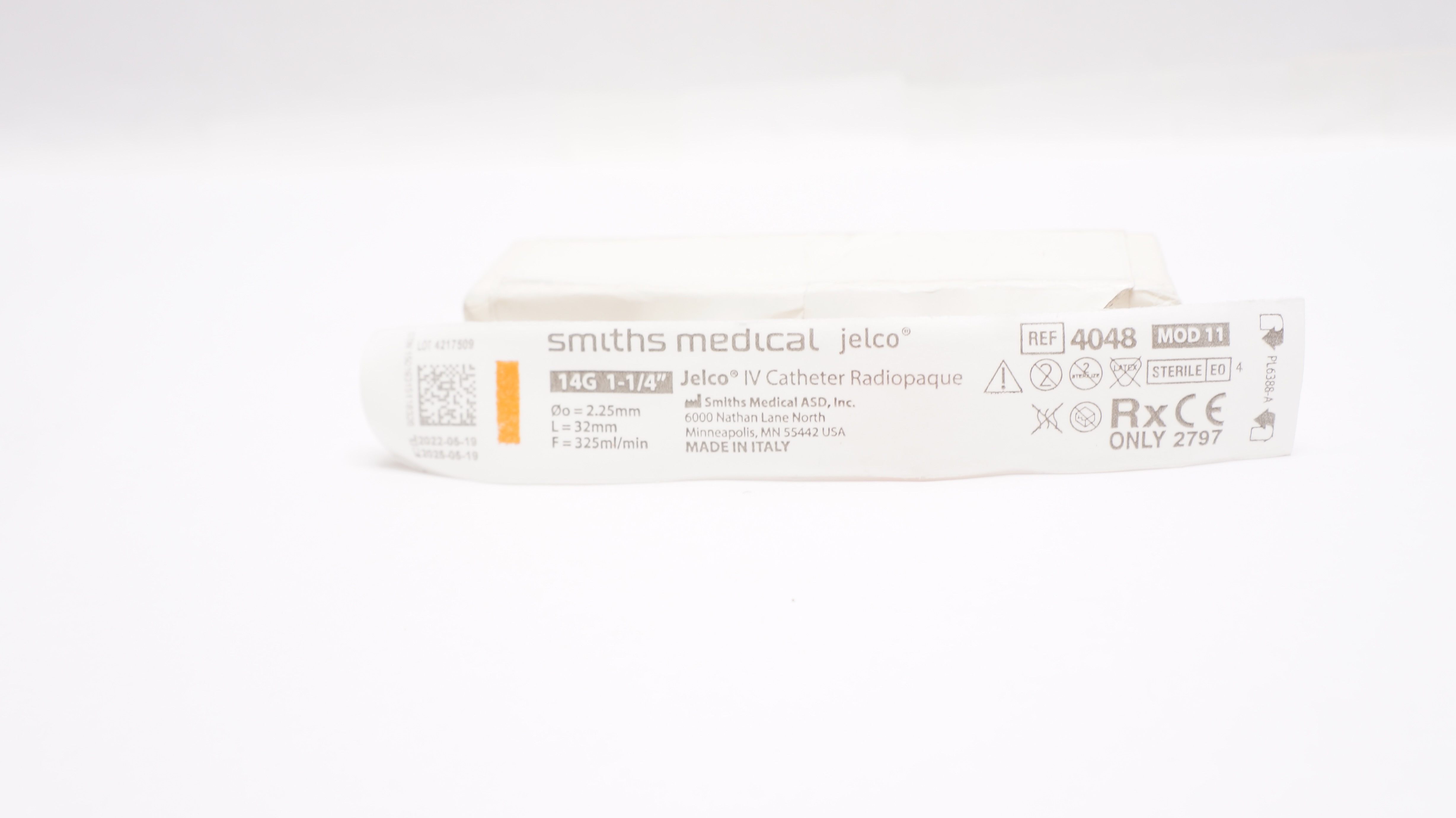 Smiths Medical 4048 Jelco IV Cath. Radiopaque Mod 11,  14G 1-1/4inch 325mL/min