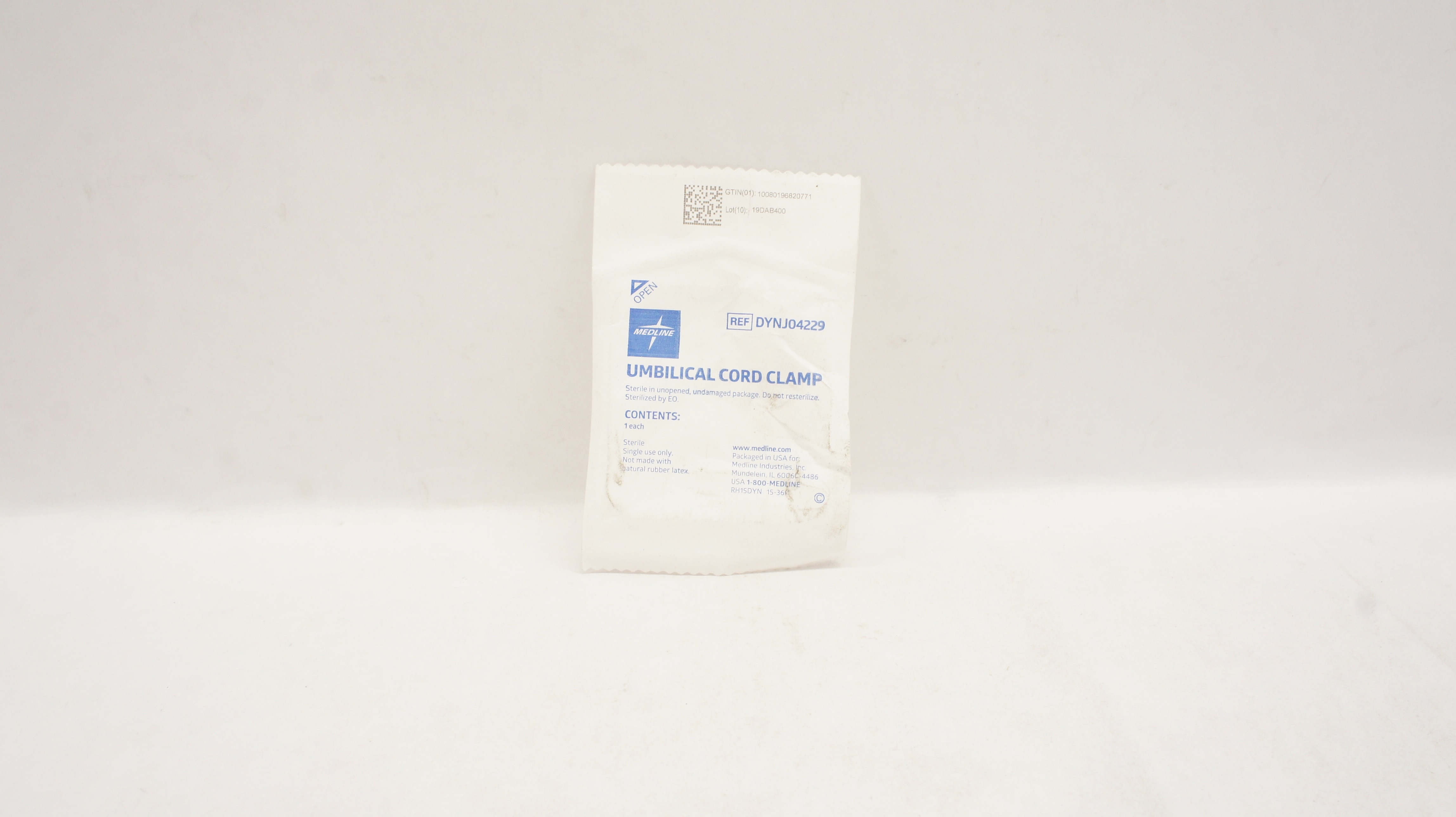 Medline DYNJ04229 Umbilical Cord Clamp