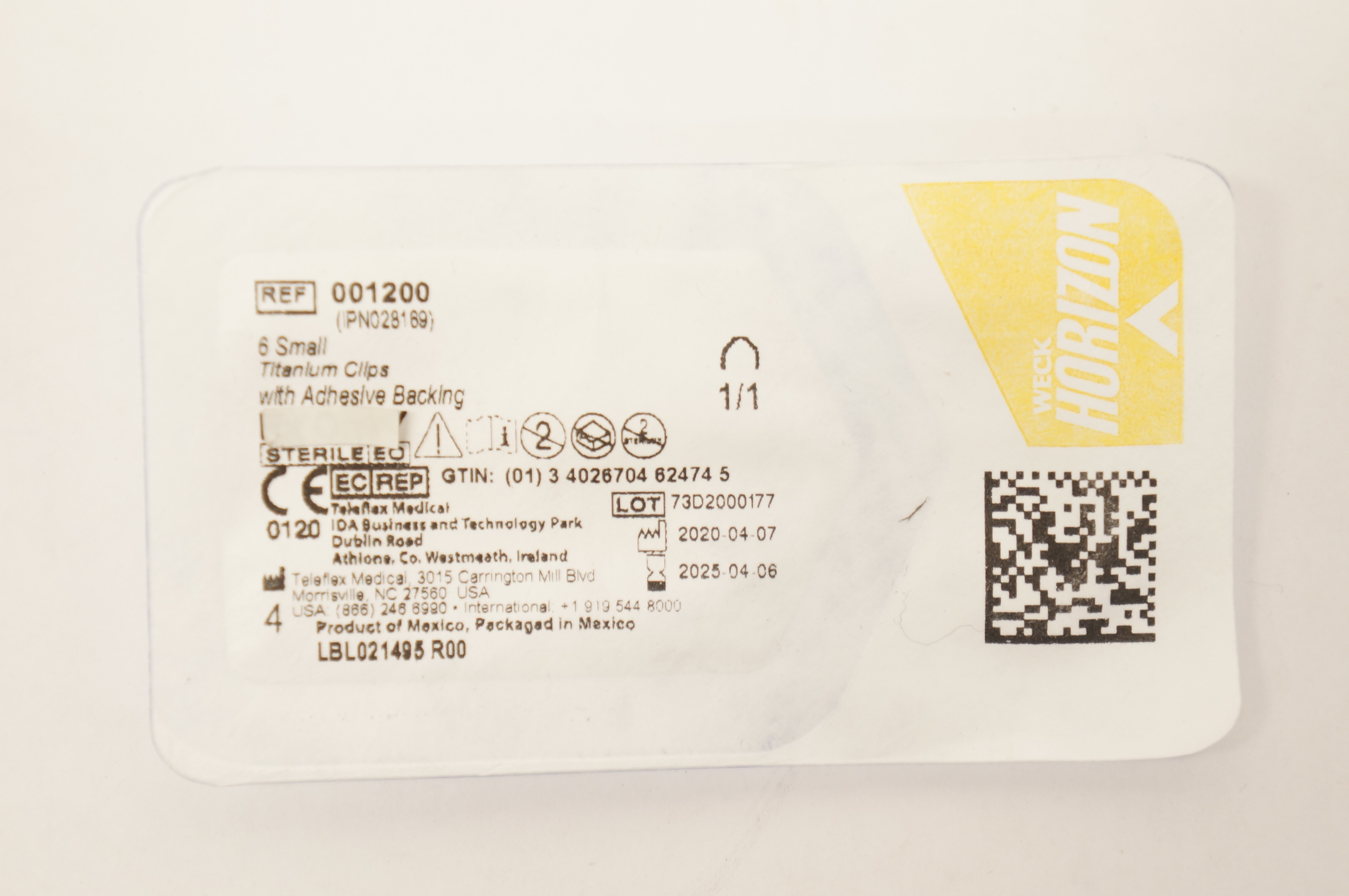 Teleflex 001200 Weck Horizon 6 Small Titanium Clips with Adhesive Backing