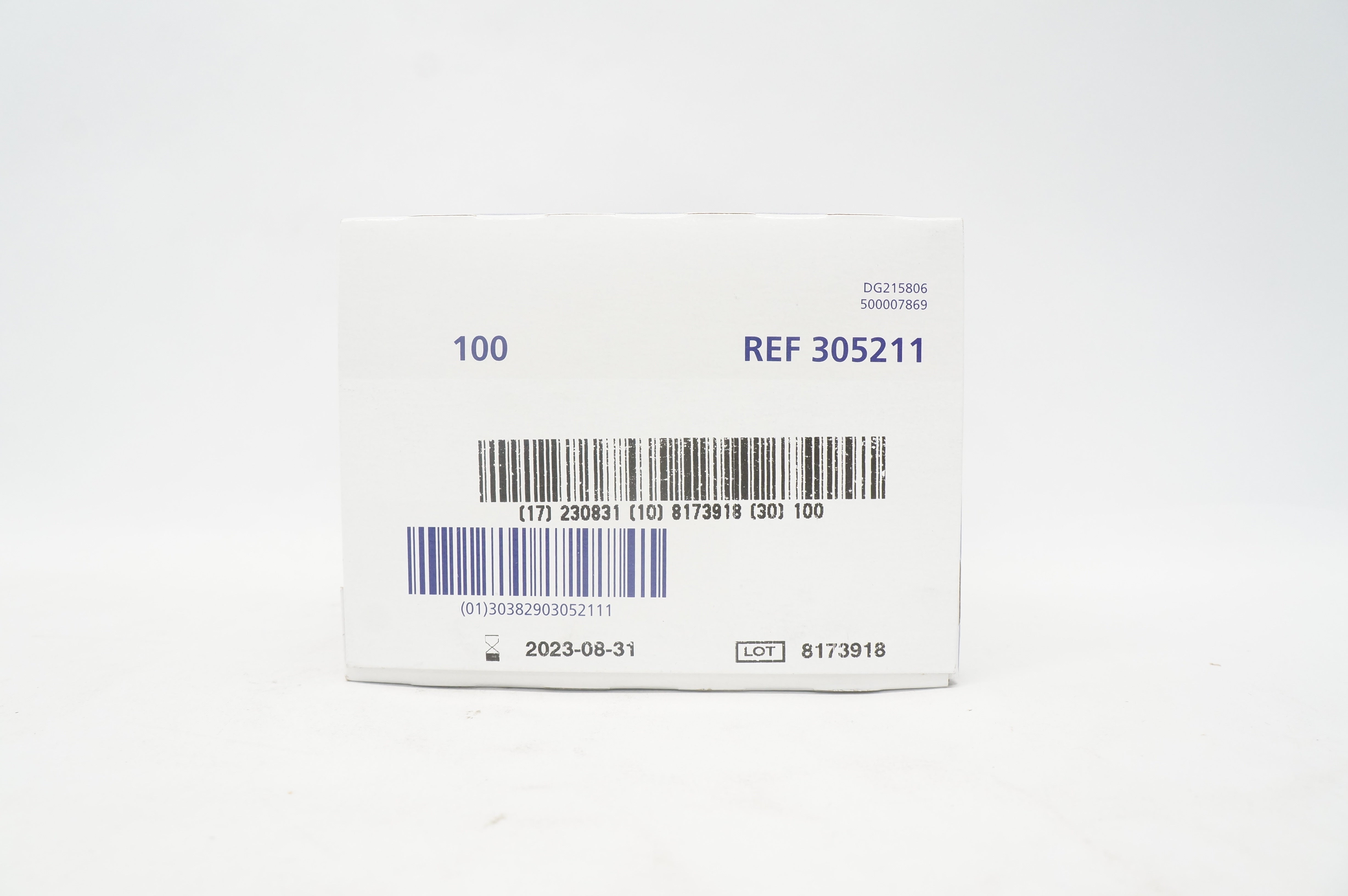 BD 305211 Blunt Fill Ndle. with Filter 18G x 1-1/2inch - Box of 75