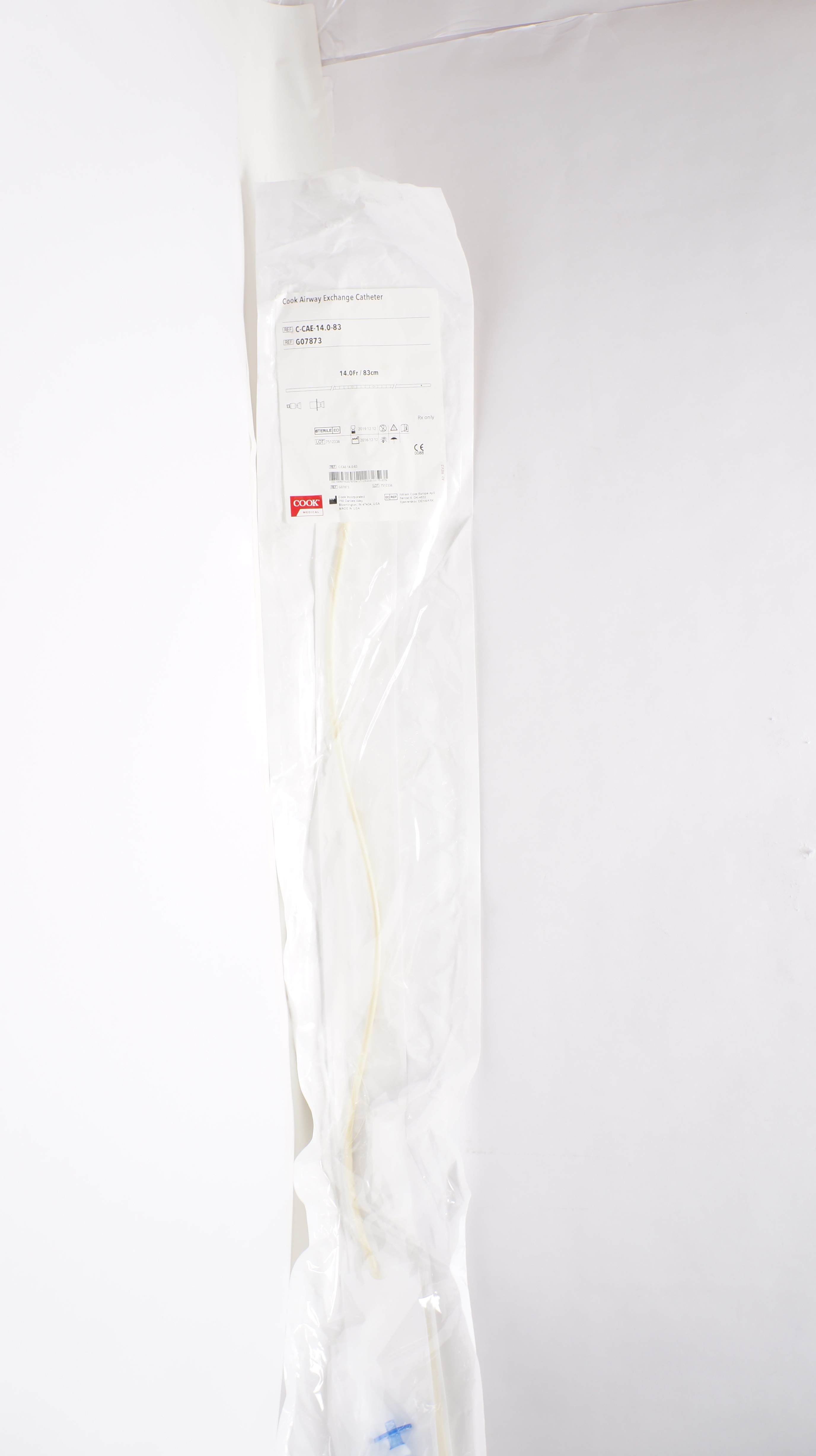Cook G07873 Airway Exchange Catheter with Rapi-Fit Adapters 14.0Fr x 83cm (x)