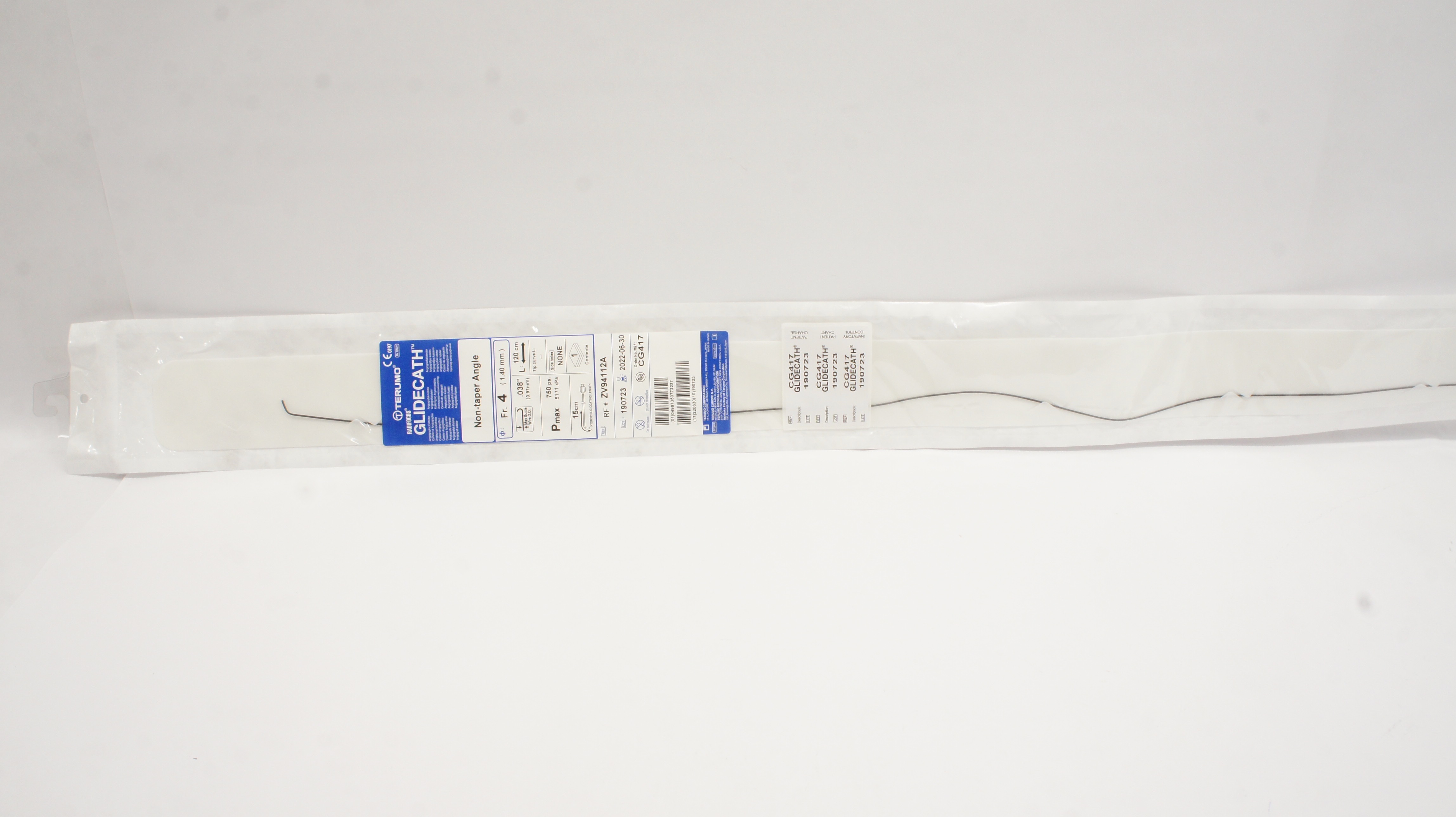 Terumo ZV94112A Radifocus Glidecath Angiographic Cath 4Fr. Non-taper Angle (x)
